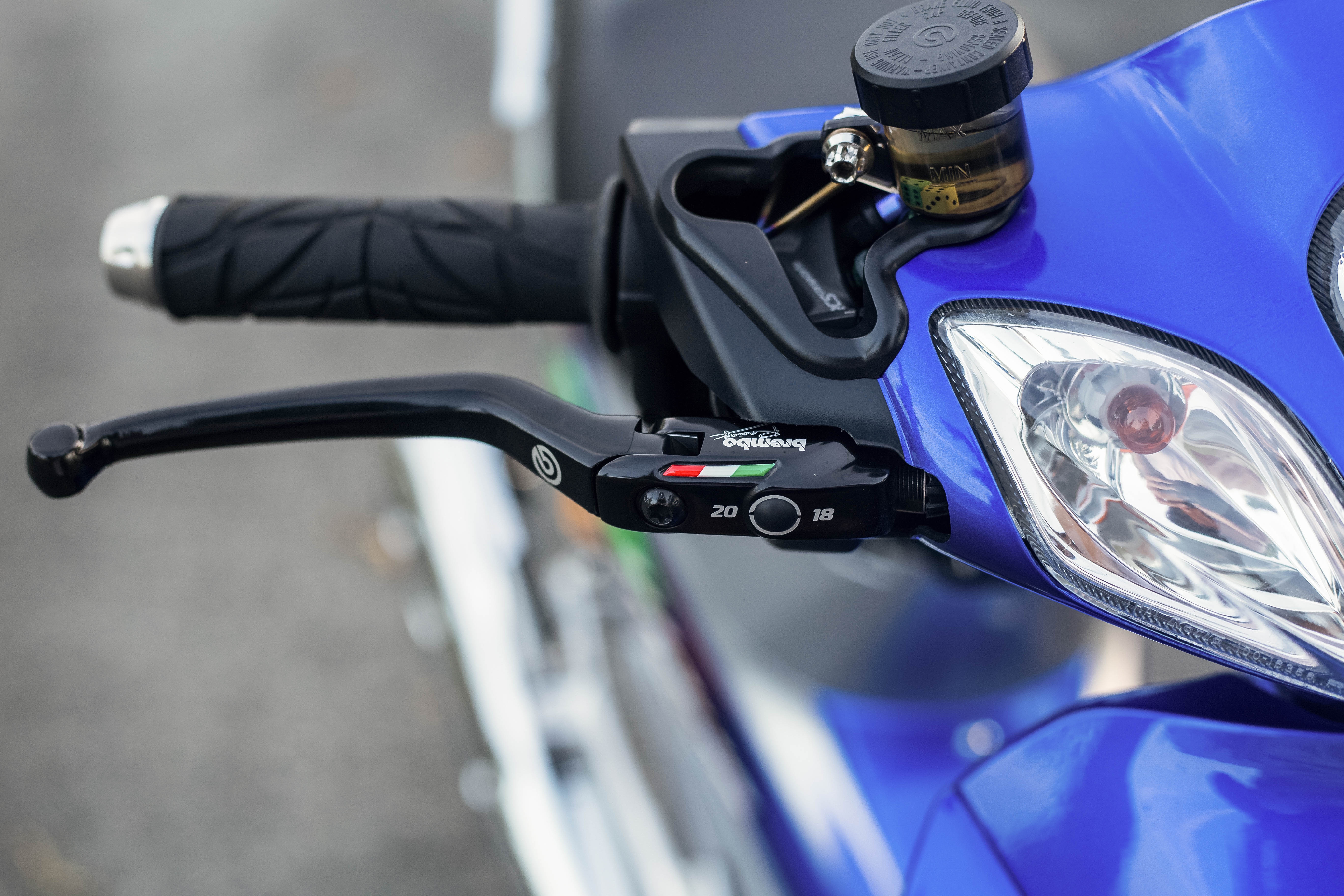 Honda Wave 125 do do choi tram trieu anh 3