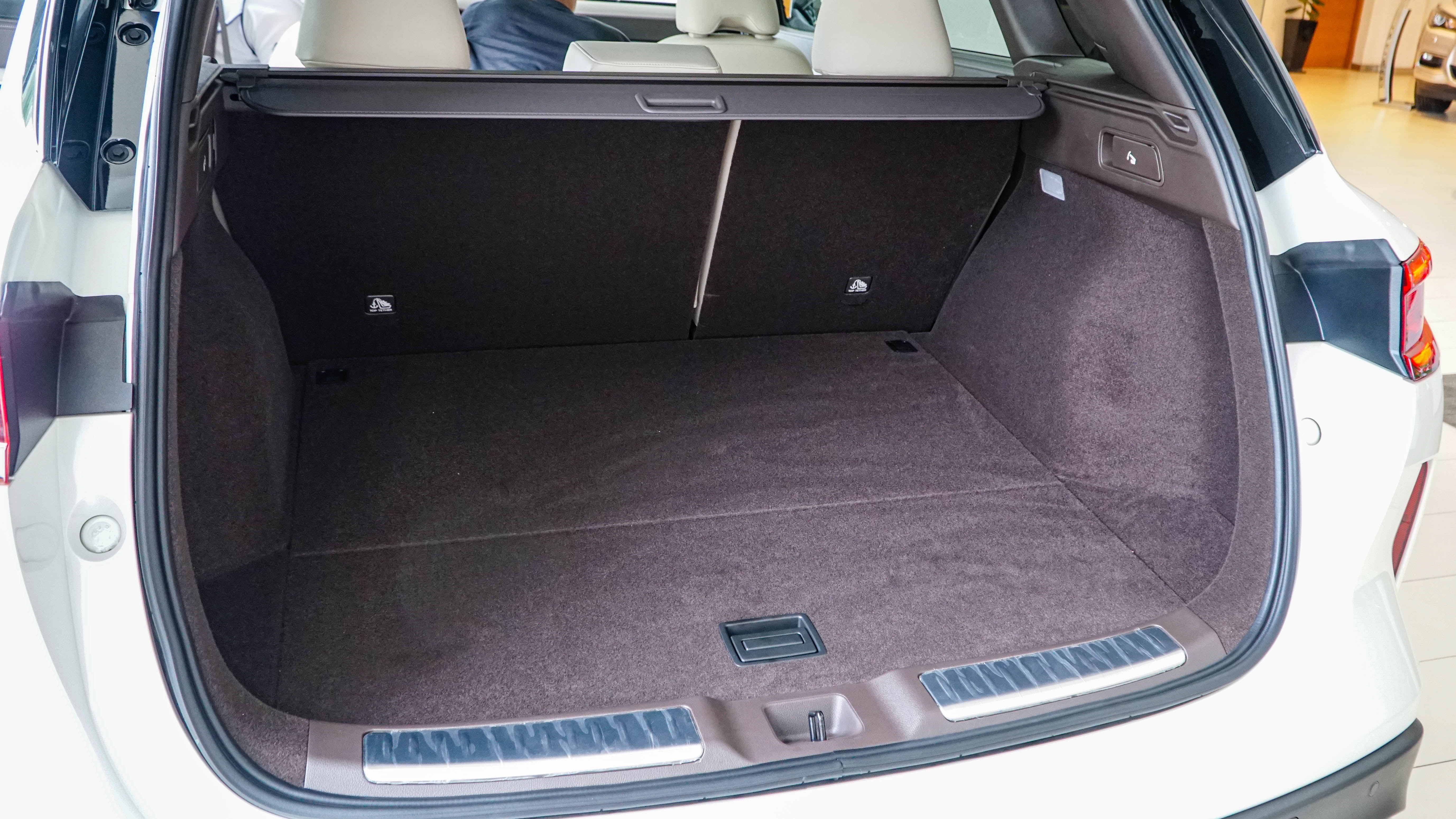 Chi tiet Infiniti QX50 2019 tai VN anh 15