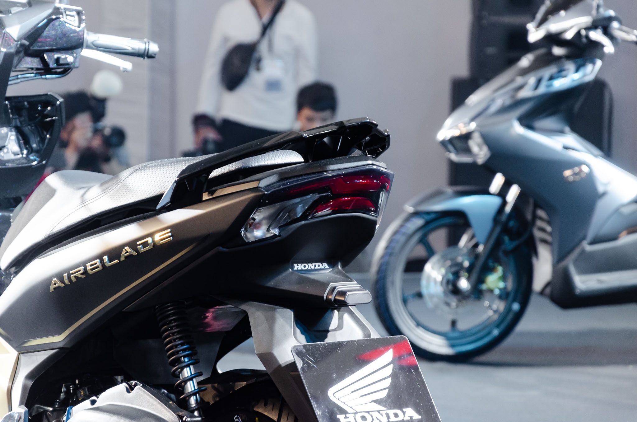 So sanh Honda Air Blade 150 va Honda Vario 150 anh 13