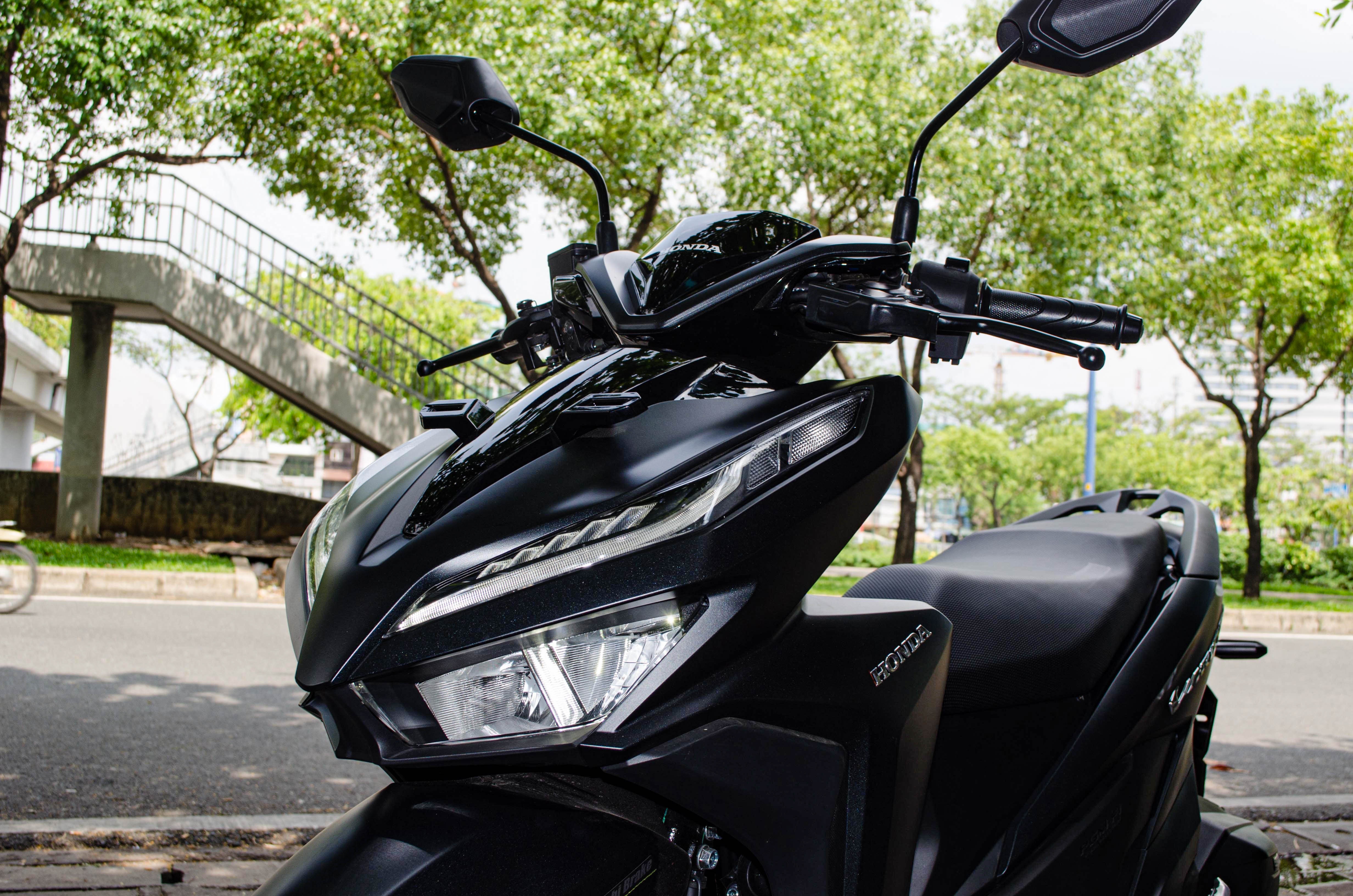 So sánh Honda Air Blade 150 và Honda Vario 150 ảnh 4 So sanh Honda Air Blade 150 va Honda Vario 150 anh 4