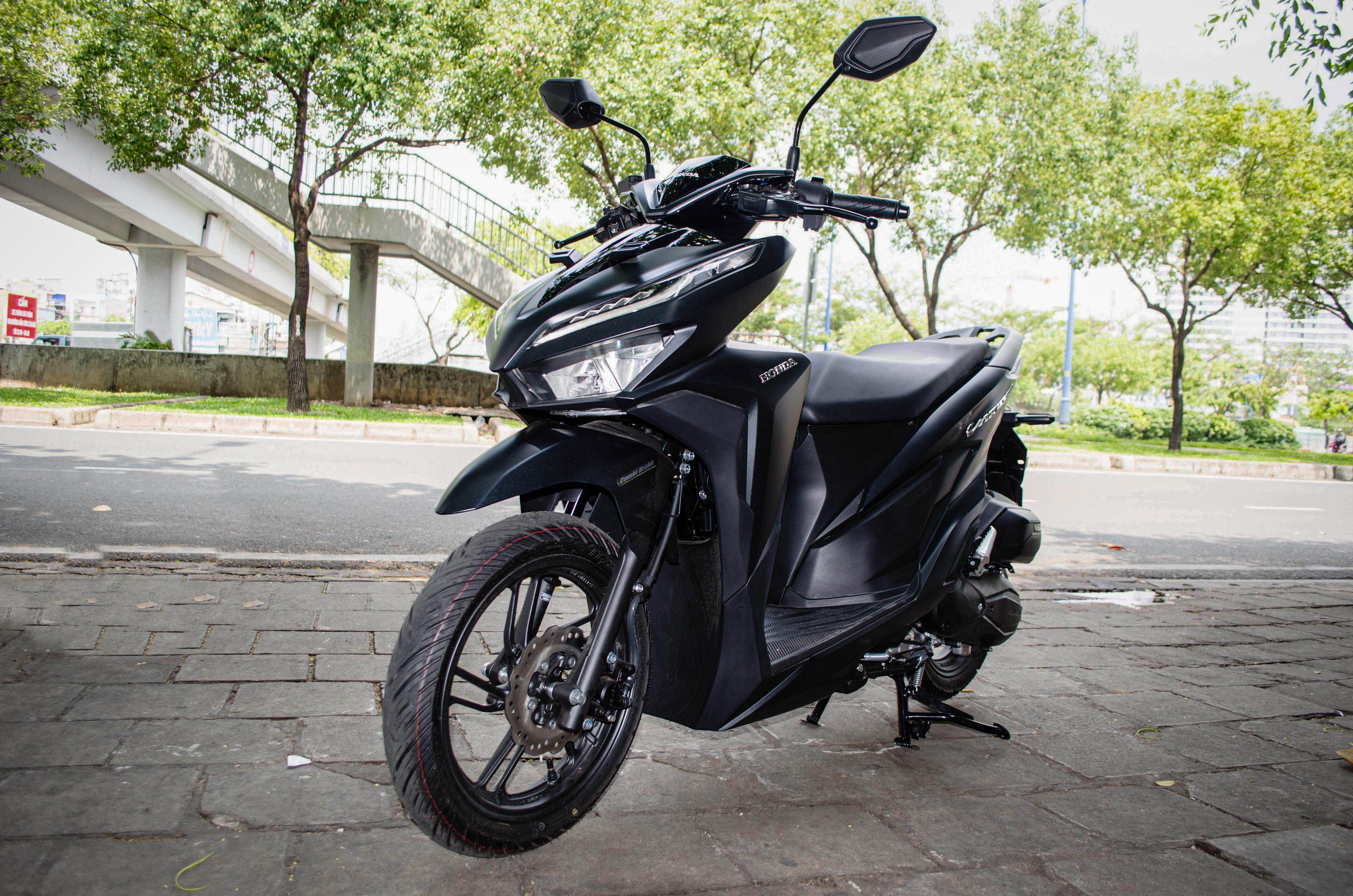 So sánh Honda Air Blade 150 và Honda Vario 150 ảnh 2 So sanh Honda Air Blade 150 va Honda Vario 150 anh 2