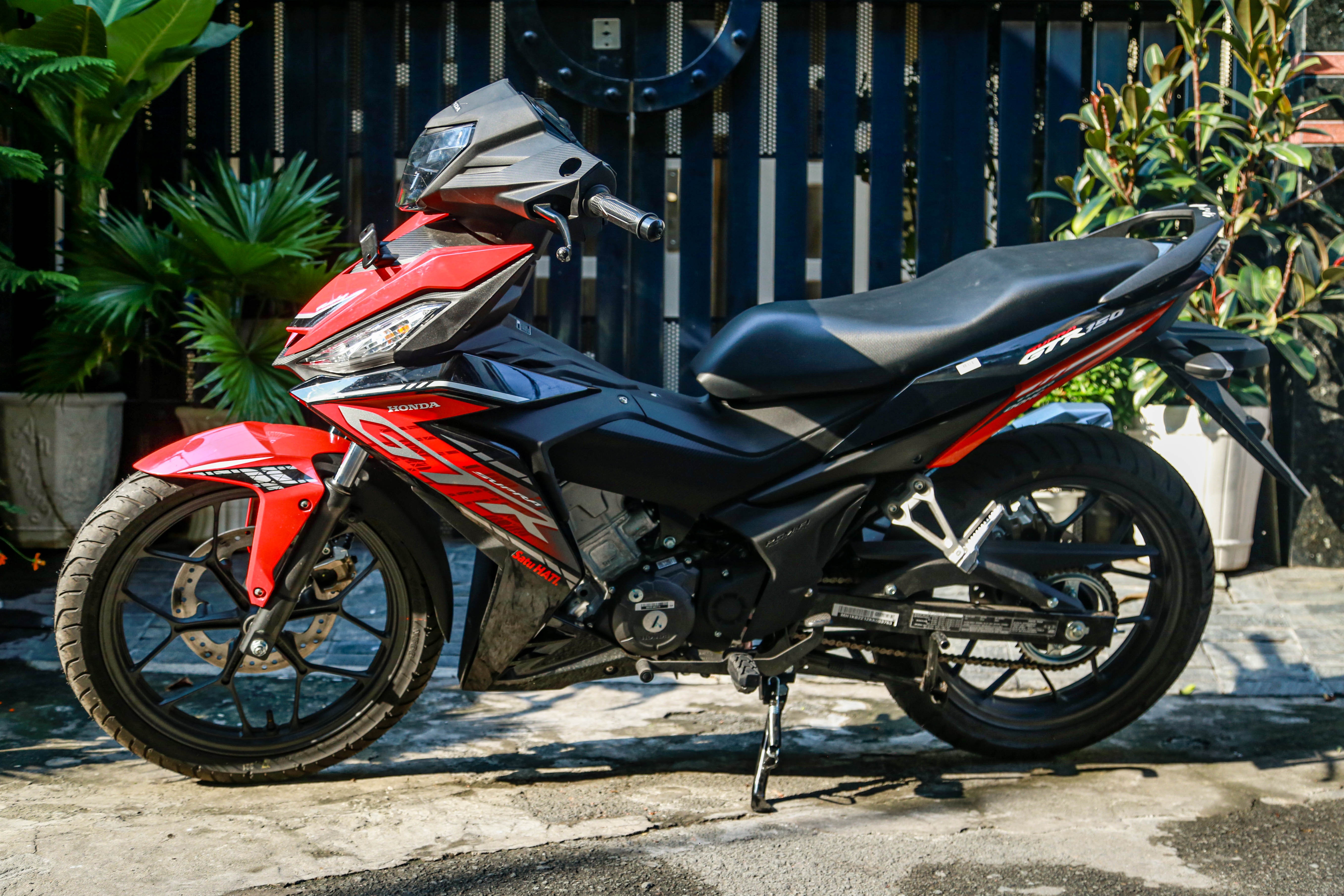Chi tiet Honda Supra GTR V2 2020 anh 11