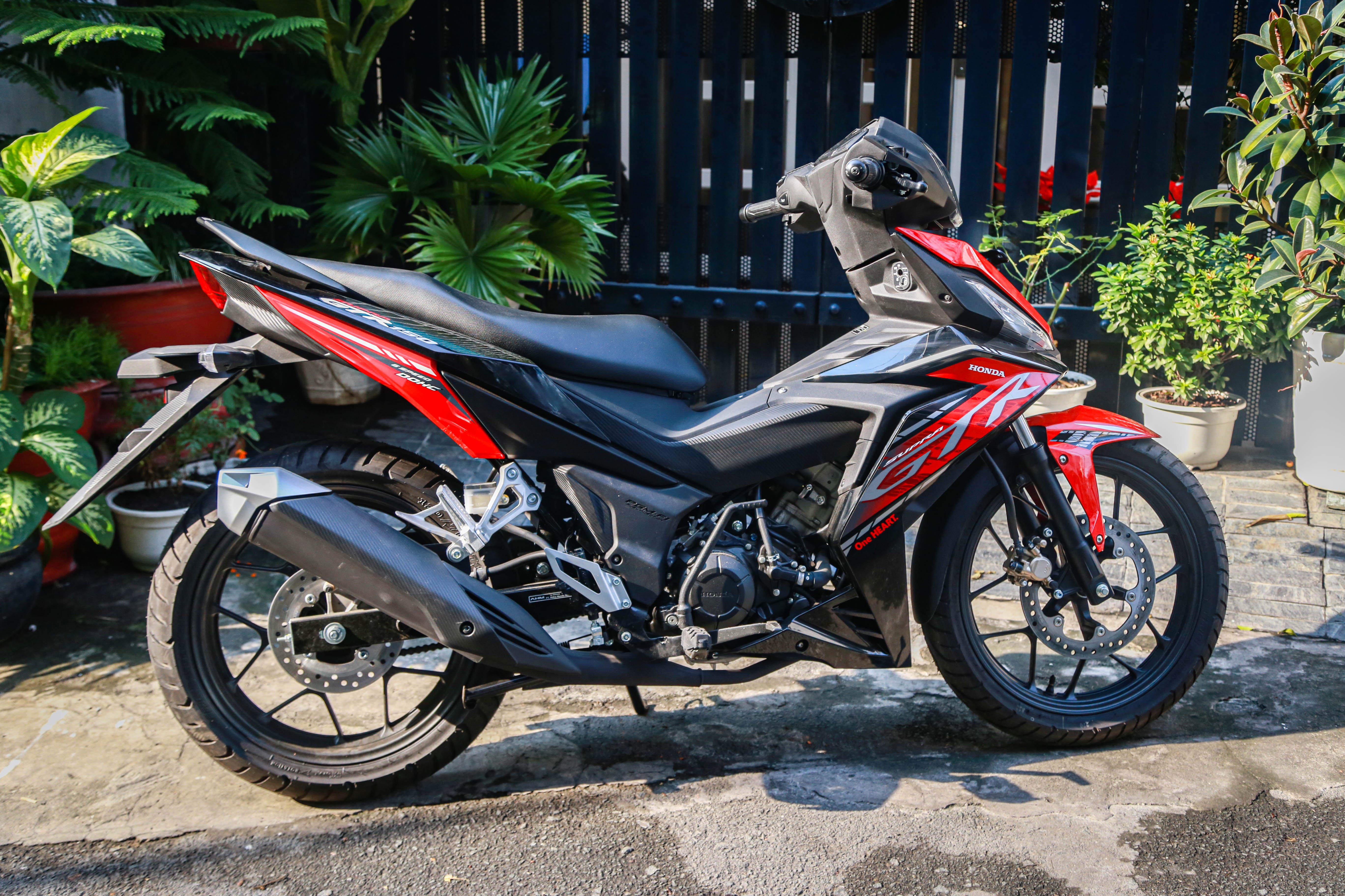 Chi tiet Honda Supra GTR V2 2020 anh 3