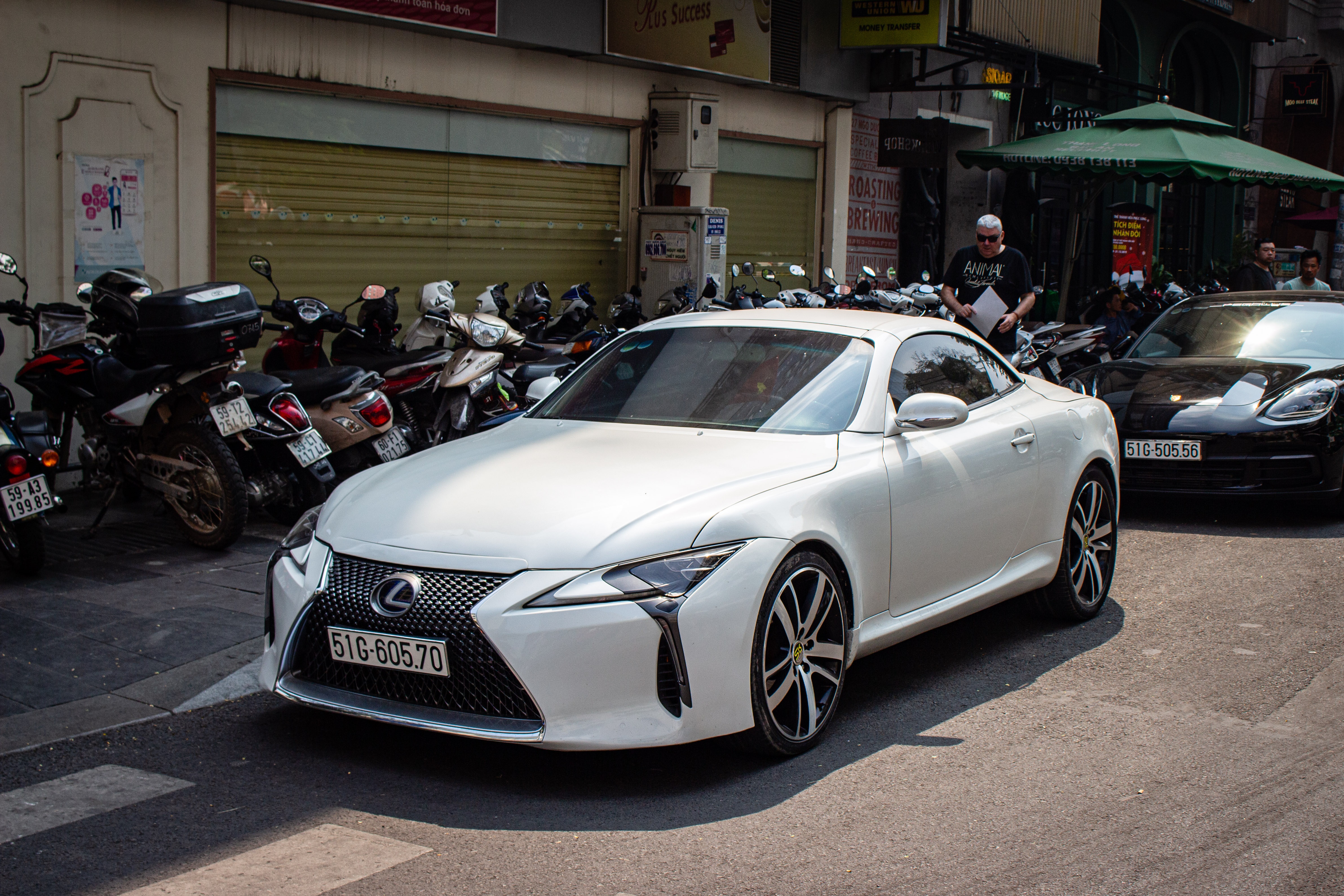 Lexus SC430 lot xac thanh LC500h anh 10