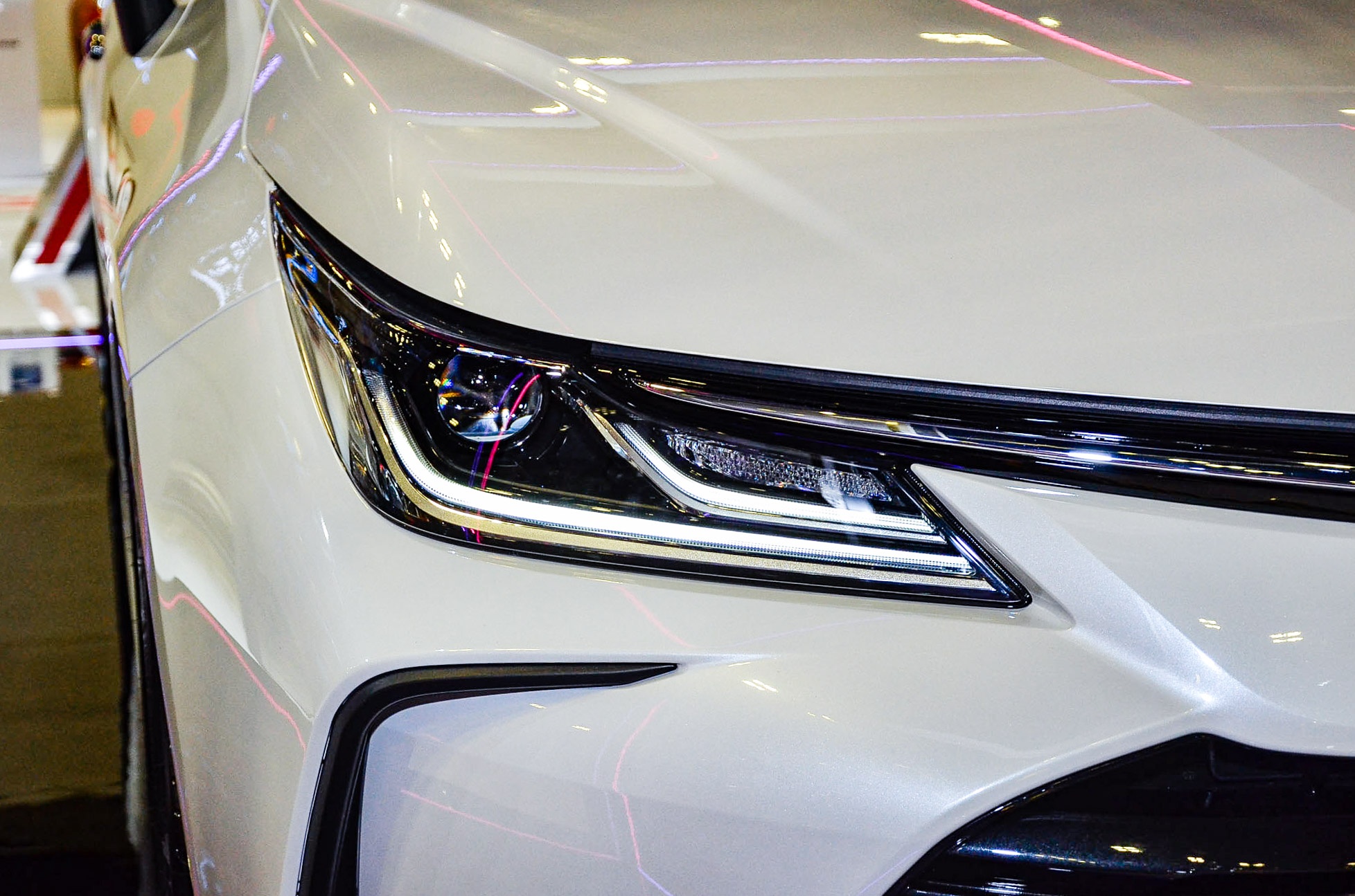 Cận cảnh Toyota Corolla Altis 2020 ảnh 4 Can canh Toyota Corolla Altis 2020 anh 4