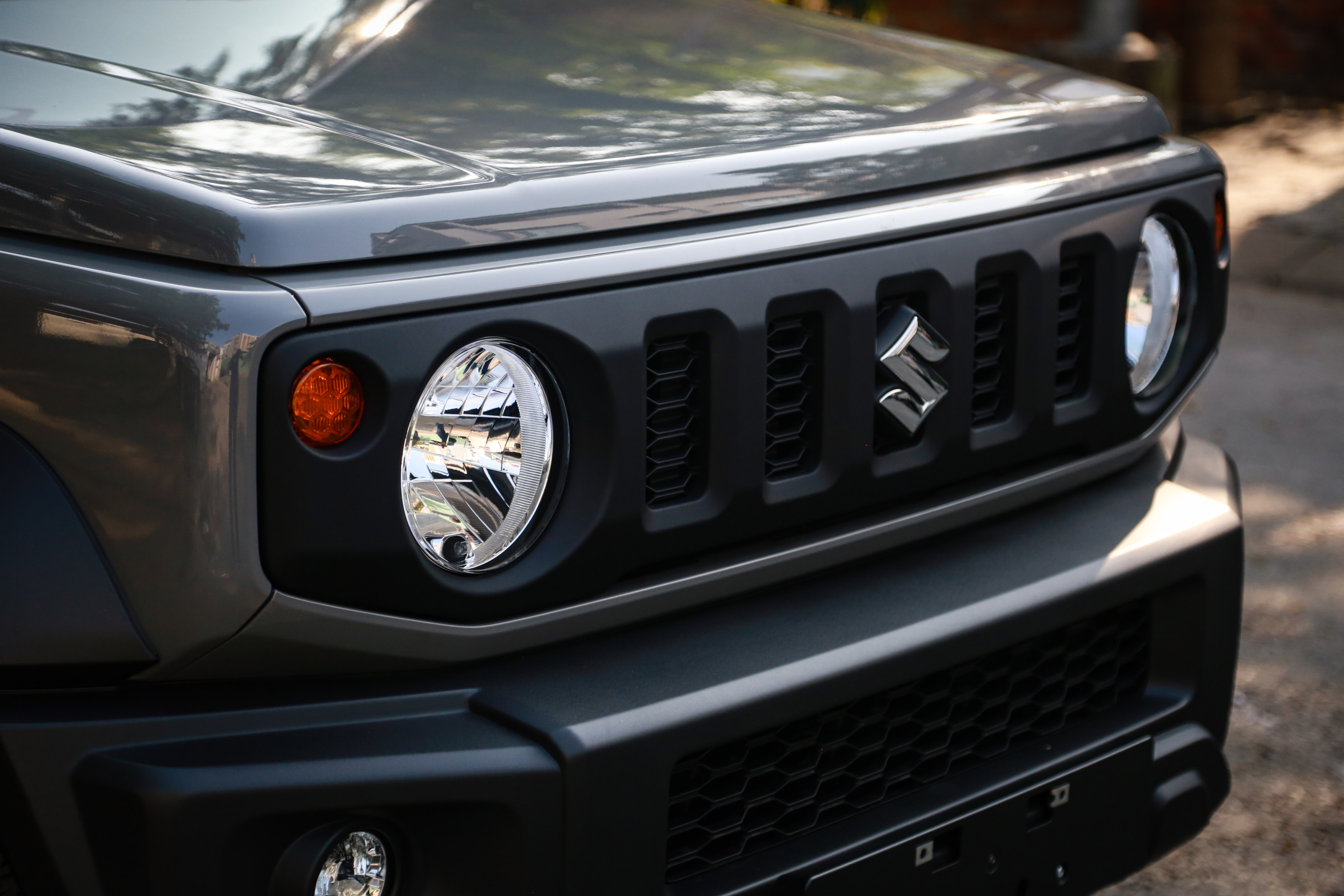 Suzuki Jimny đầu tiên cập bến VN ảnh 4 Suzuki Jimny dau tien cap ben VN anh 4