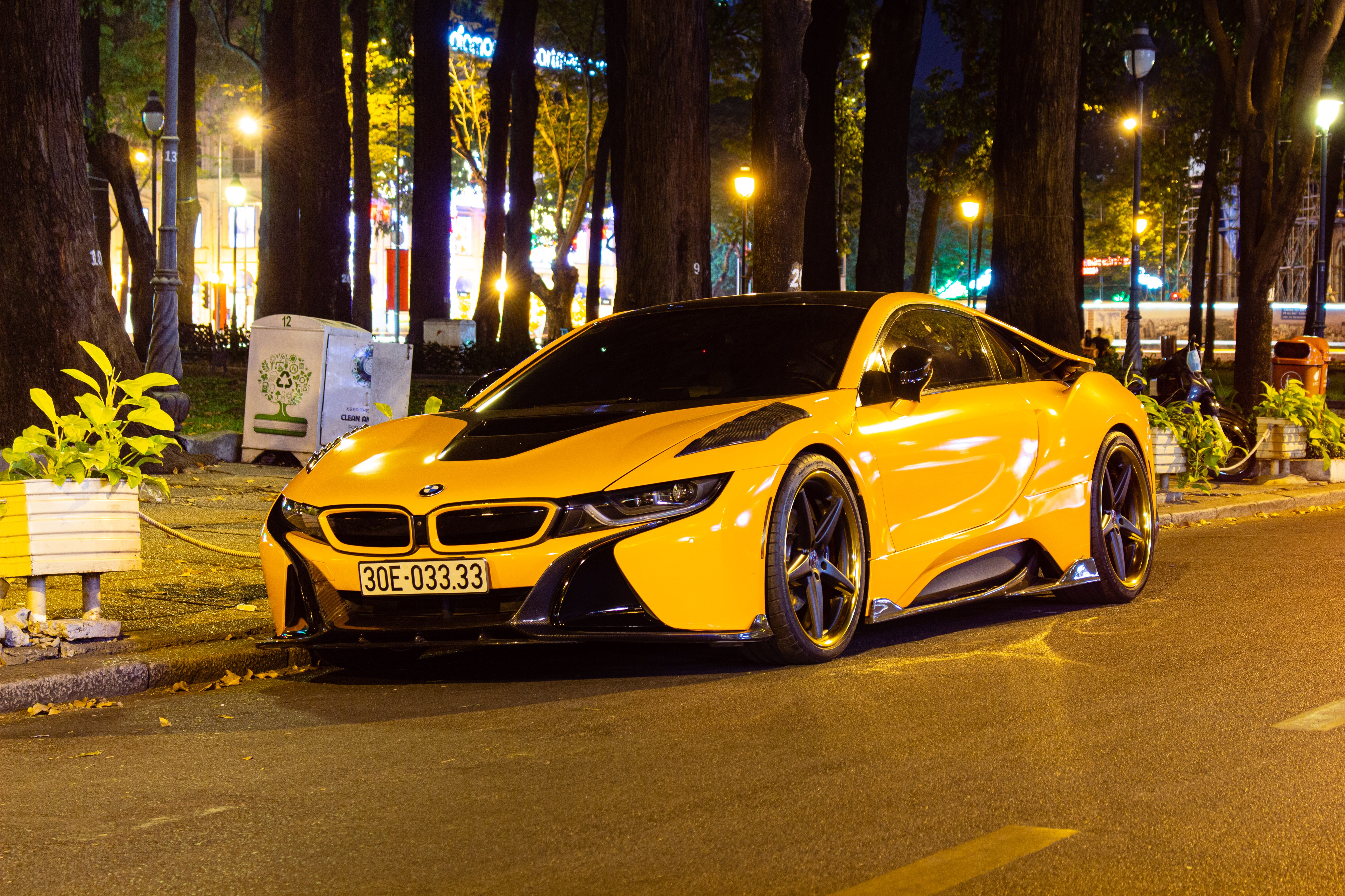 BMW i8 bien tu quy 3 do body-kit anh 1