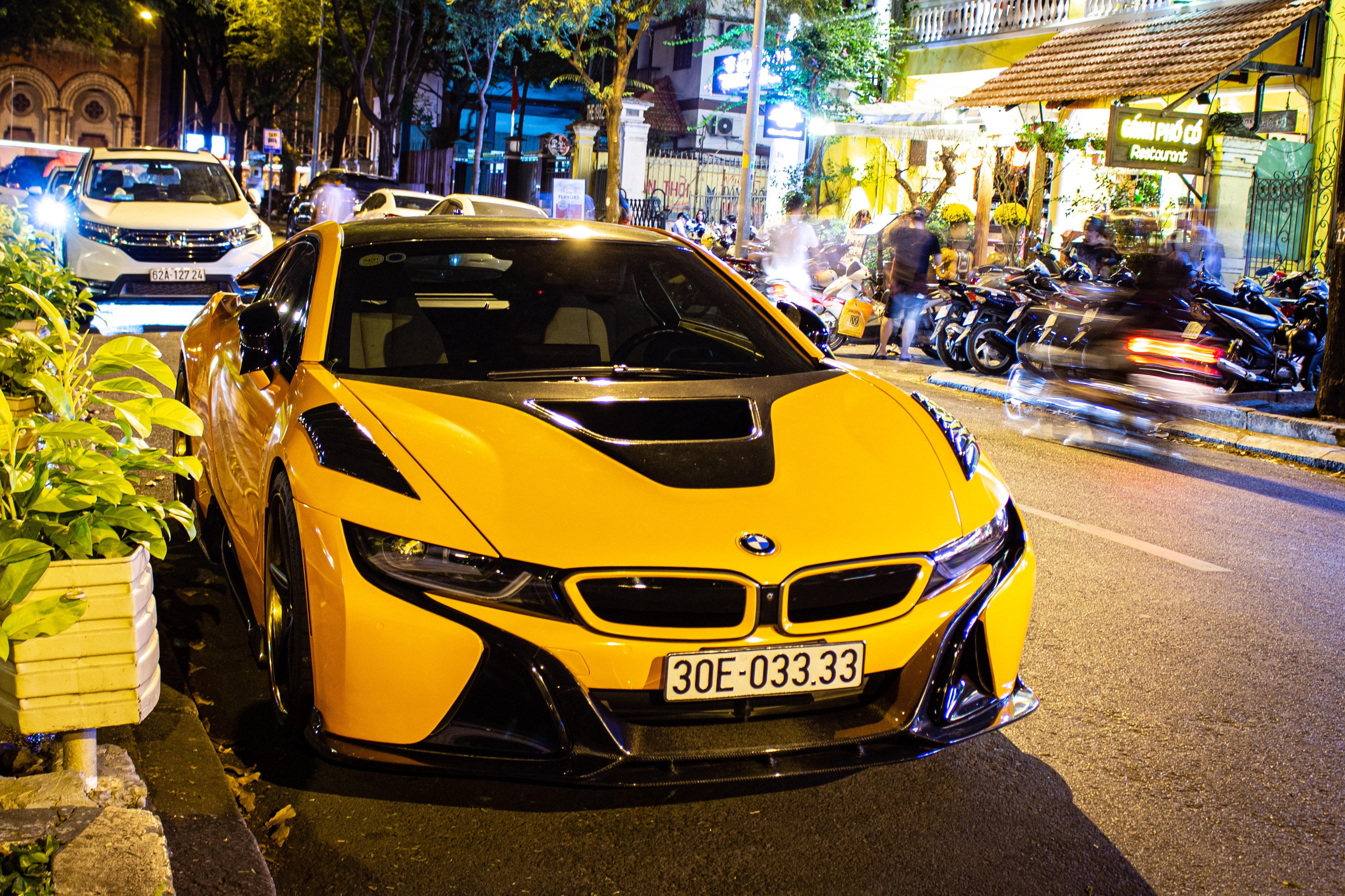 BMW i8 bien tu quy 3 do body-kit anh 3