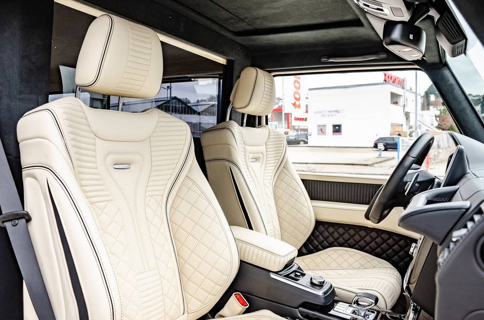 Mercedes-AMG G 63 Limo gia nua trieu USD anh 5