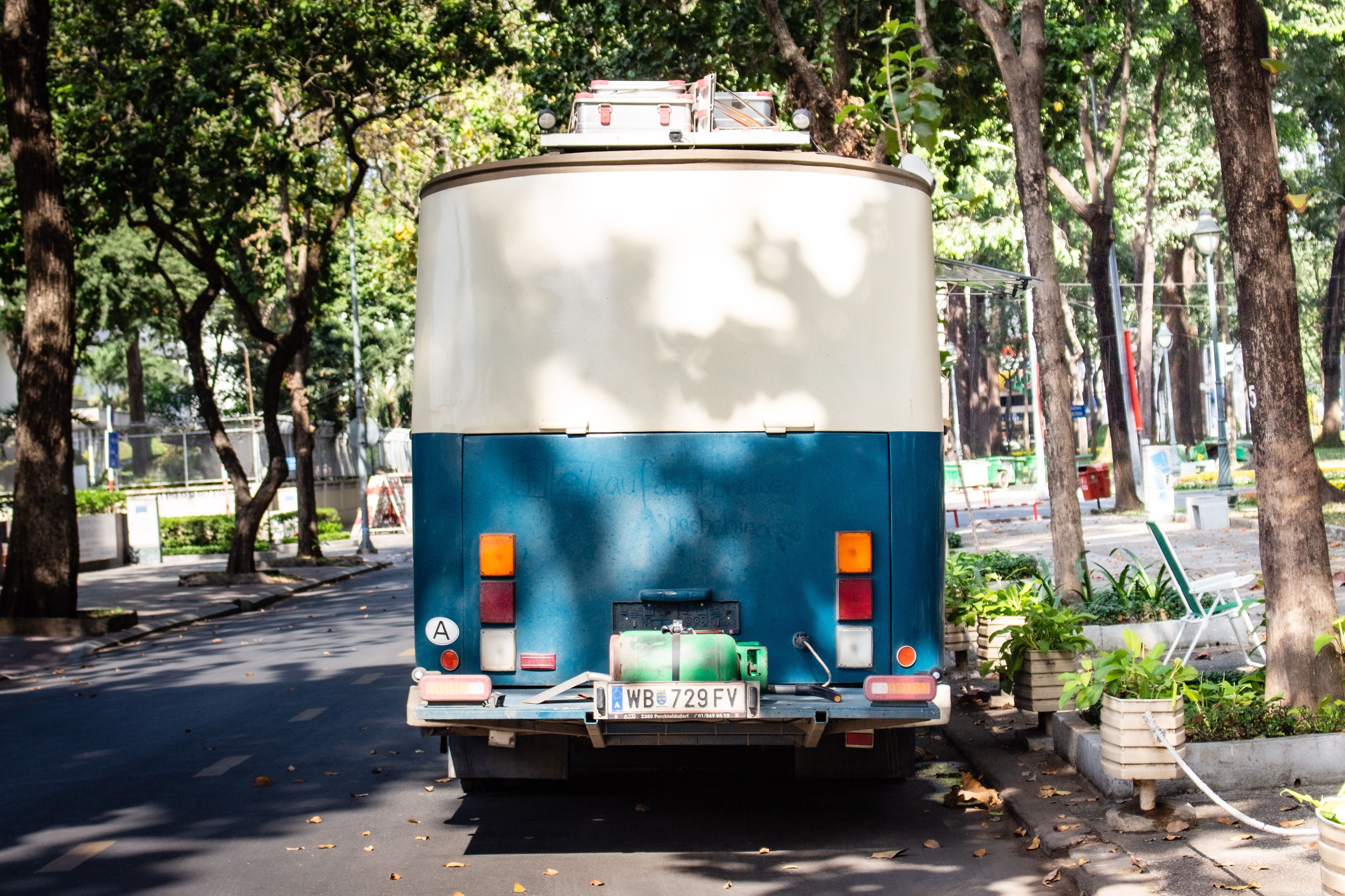 Nha di dong Steyr Ikarus cua phuot thu Ao ghe VN anh 4