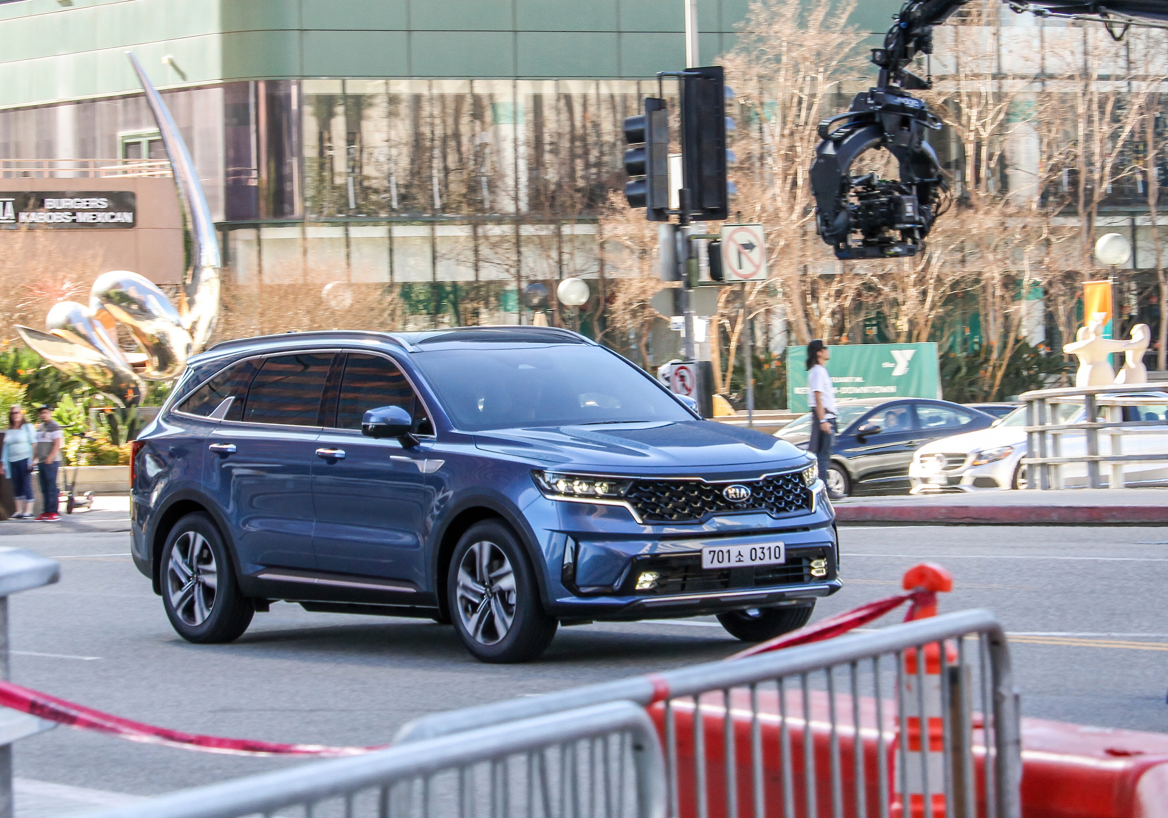 Kia Sorento xuất hiện trên đường trước ngày ra mắt ảnh 3 Kia Sorento xuat hien tren duong truoc ngay ra mat anh 3