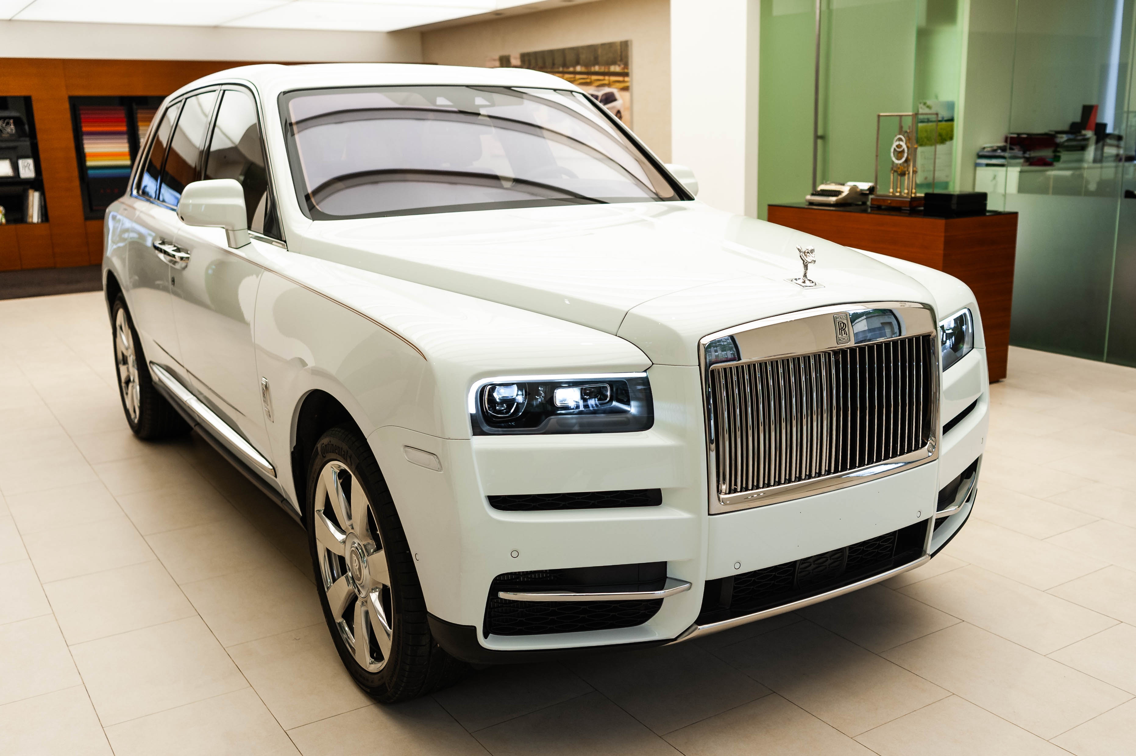 Chi tiet Rolls-Royce Cullinan chinh hang o VN anh 2