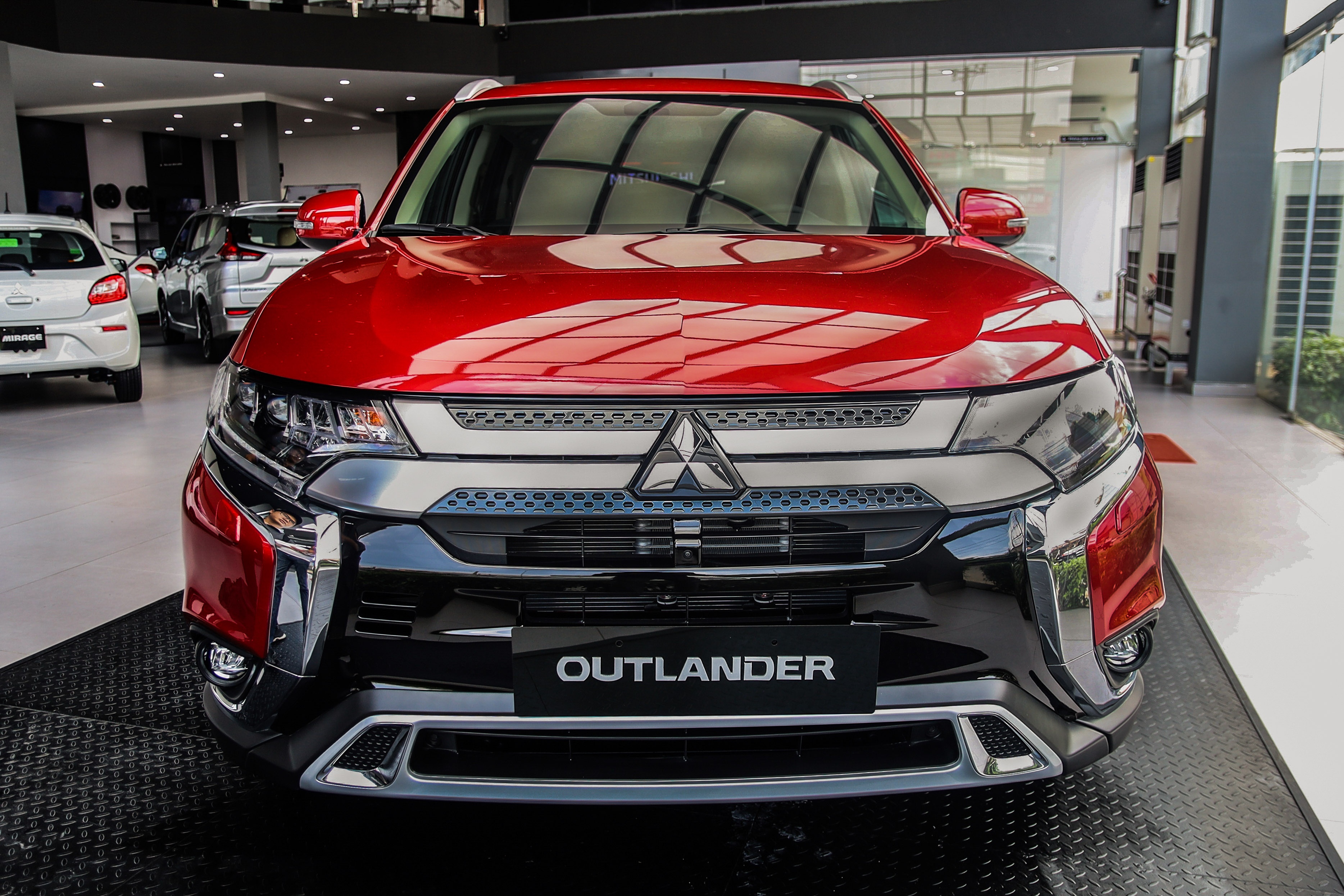 Mitsubishi Outlander 2020 ra mat anh 2