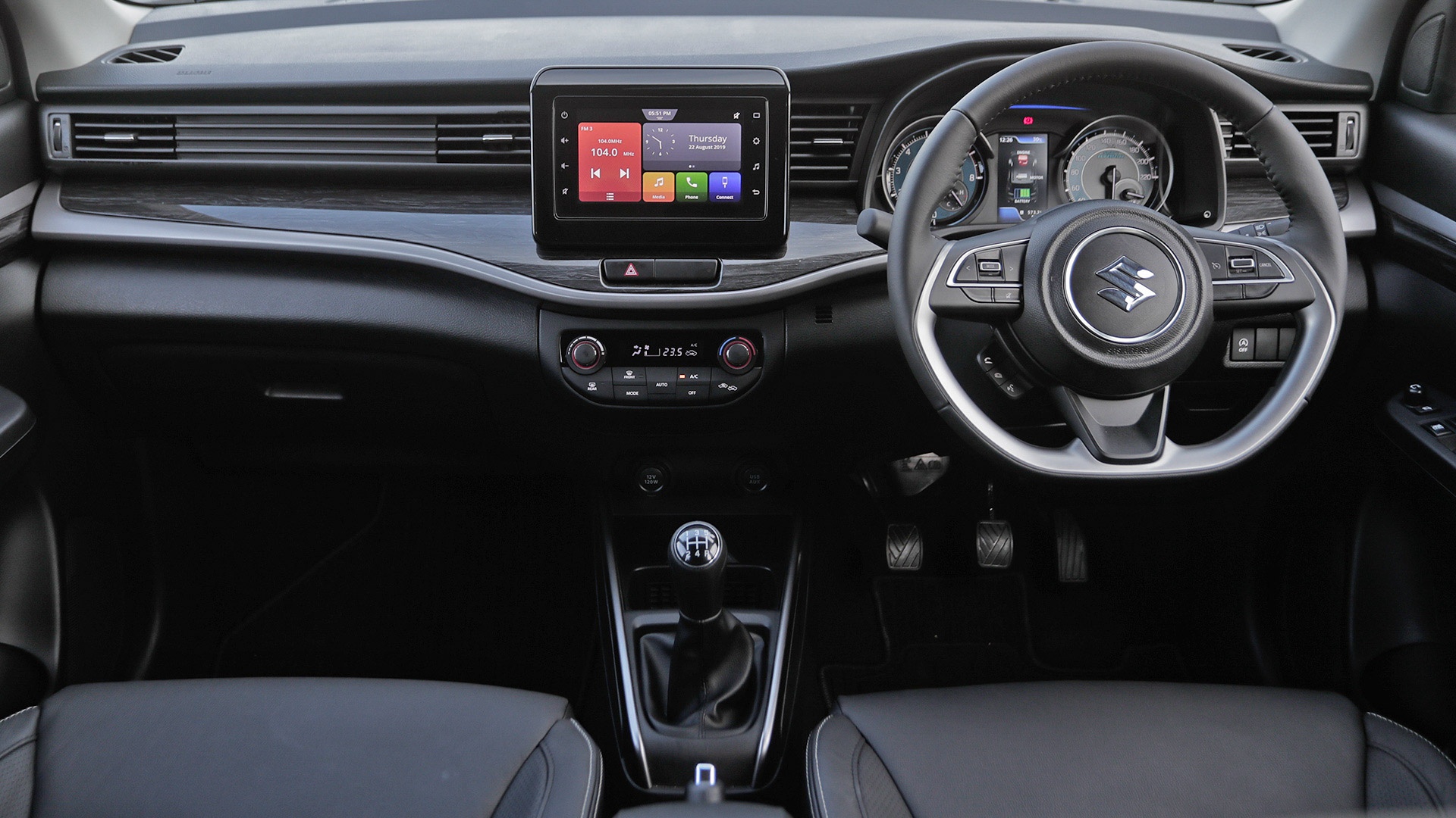 Suzuki XL7 2020 ra mat anh 12