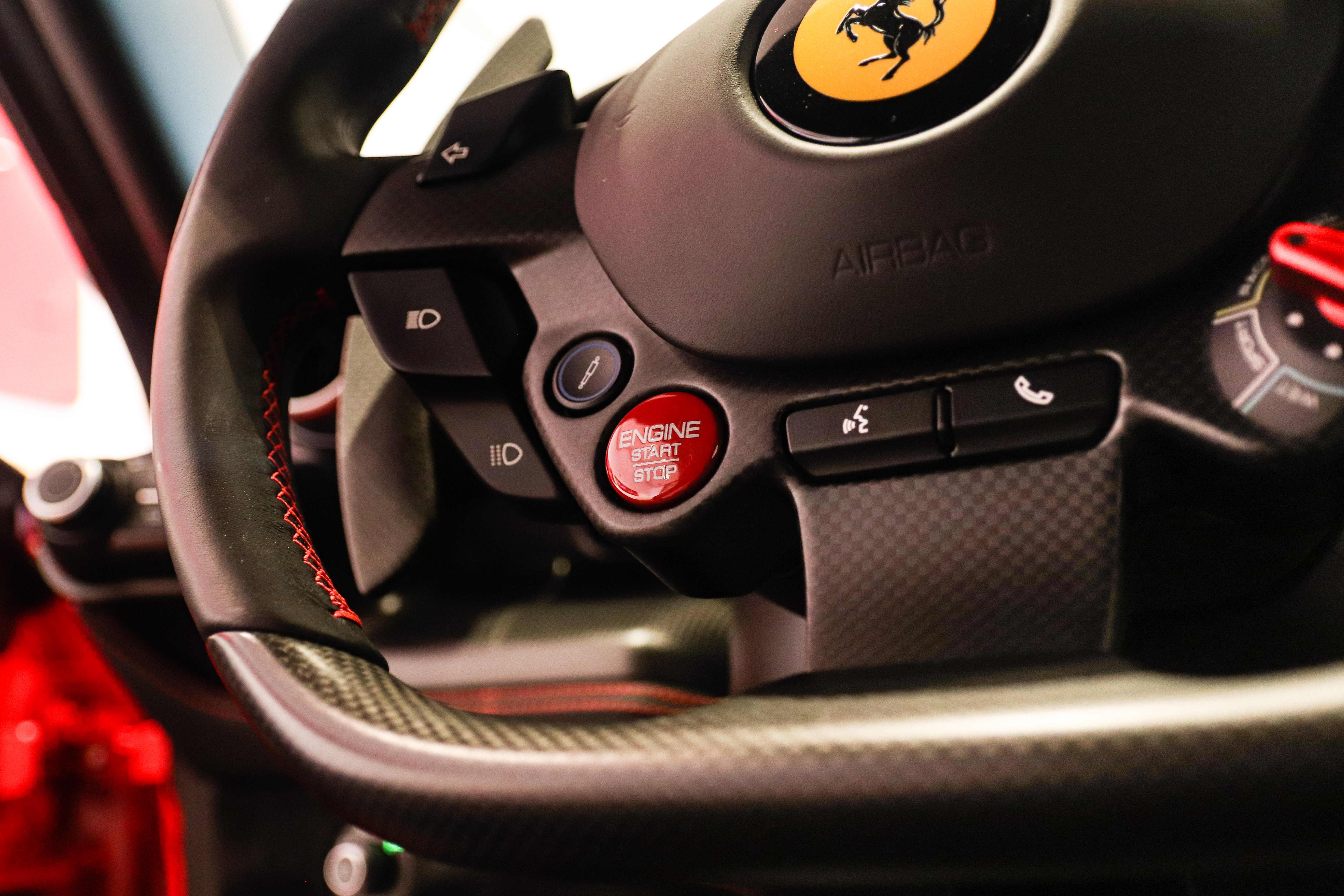 Ferrari F8 Tributo thu 2 ve VN anh 15