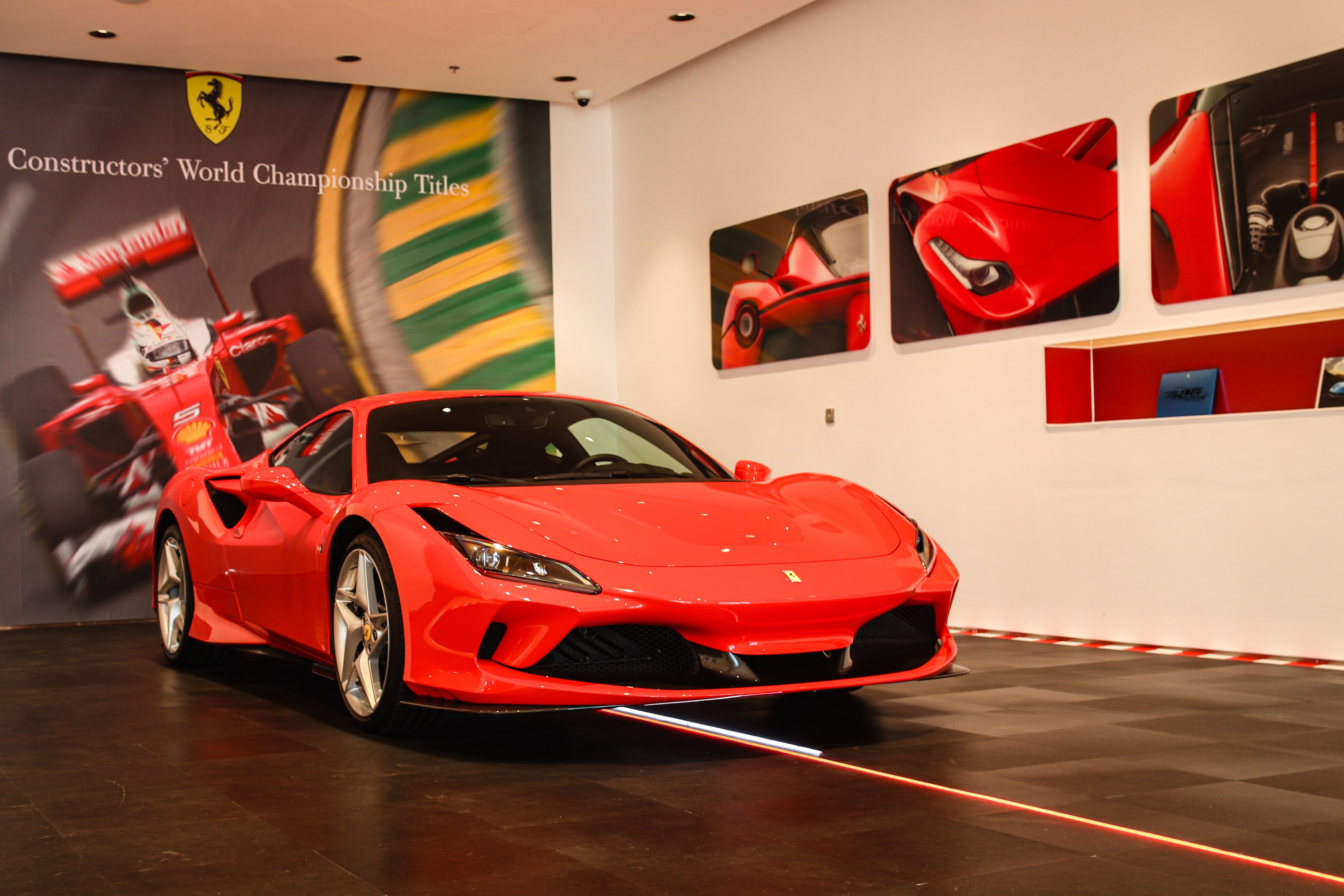 Ferrari F8 Tributo thu 2 ve VN anh 25