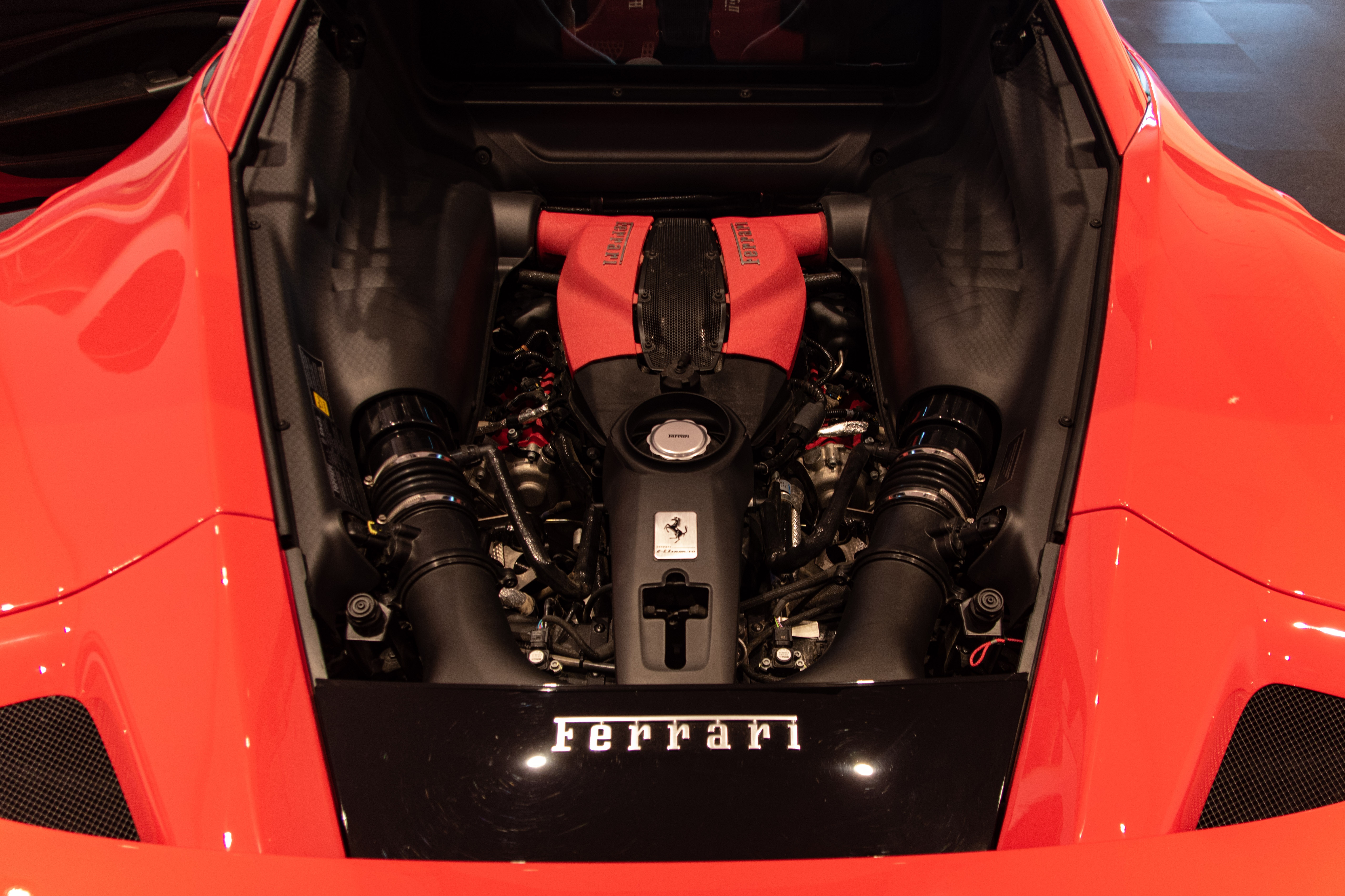 Ferrari F8 Tributo thu 2 ve VN anh 20