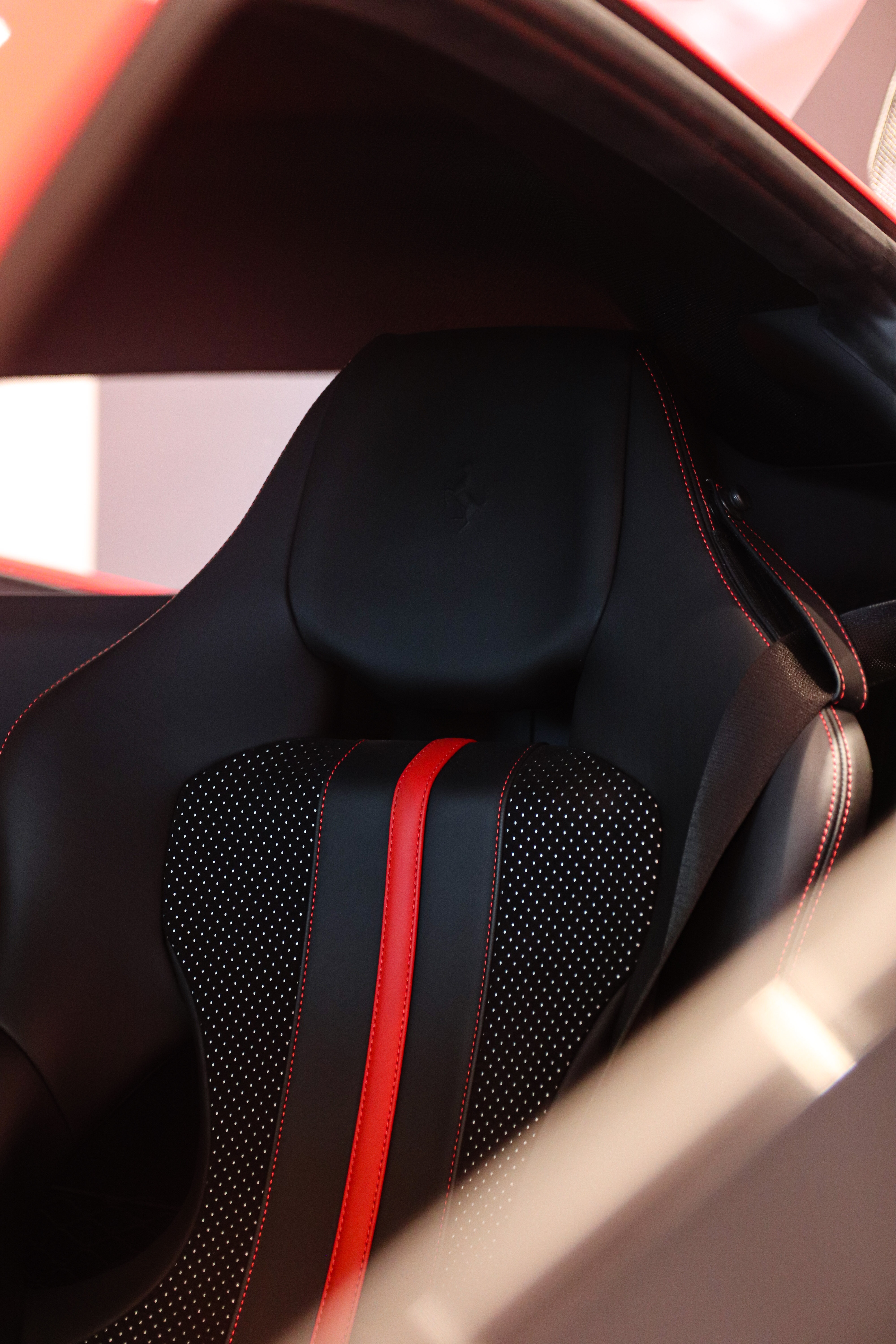 Ferrari F8 Tributo thu 2 ve VN anh 18