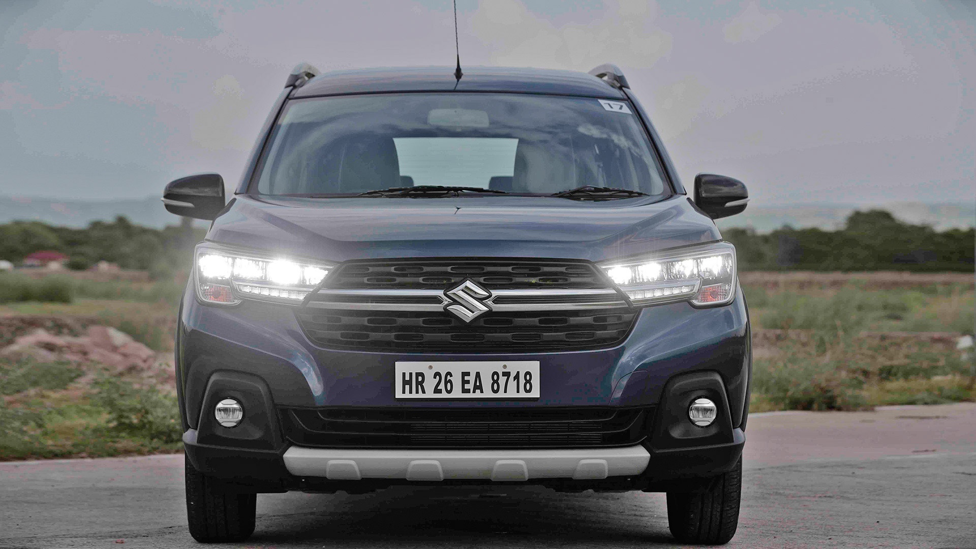 So sánh Suzuki XL7 và Mitsubishi Xpander Cross ảnh 13 So sanh Suzuki XL7 va Mitsubishi Xpander Cross anh 13
