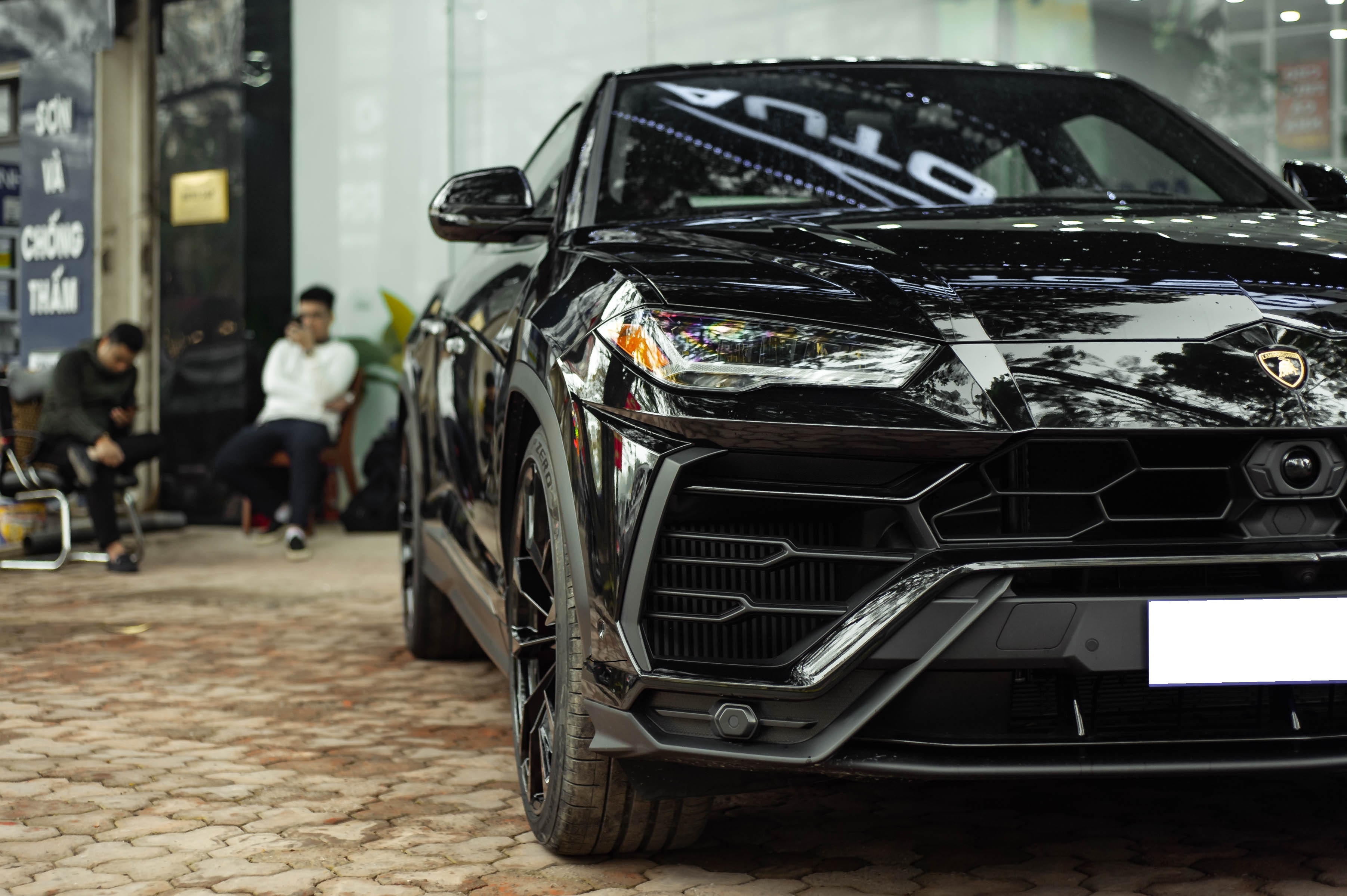 Chi tiet Lamborghini Urus thu 8 ve VN anh 18