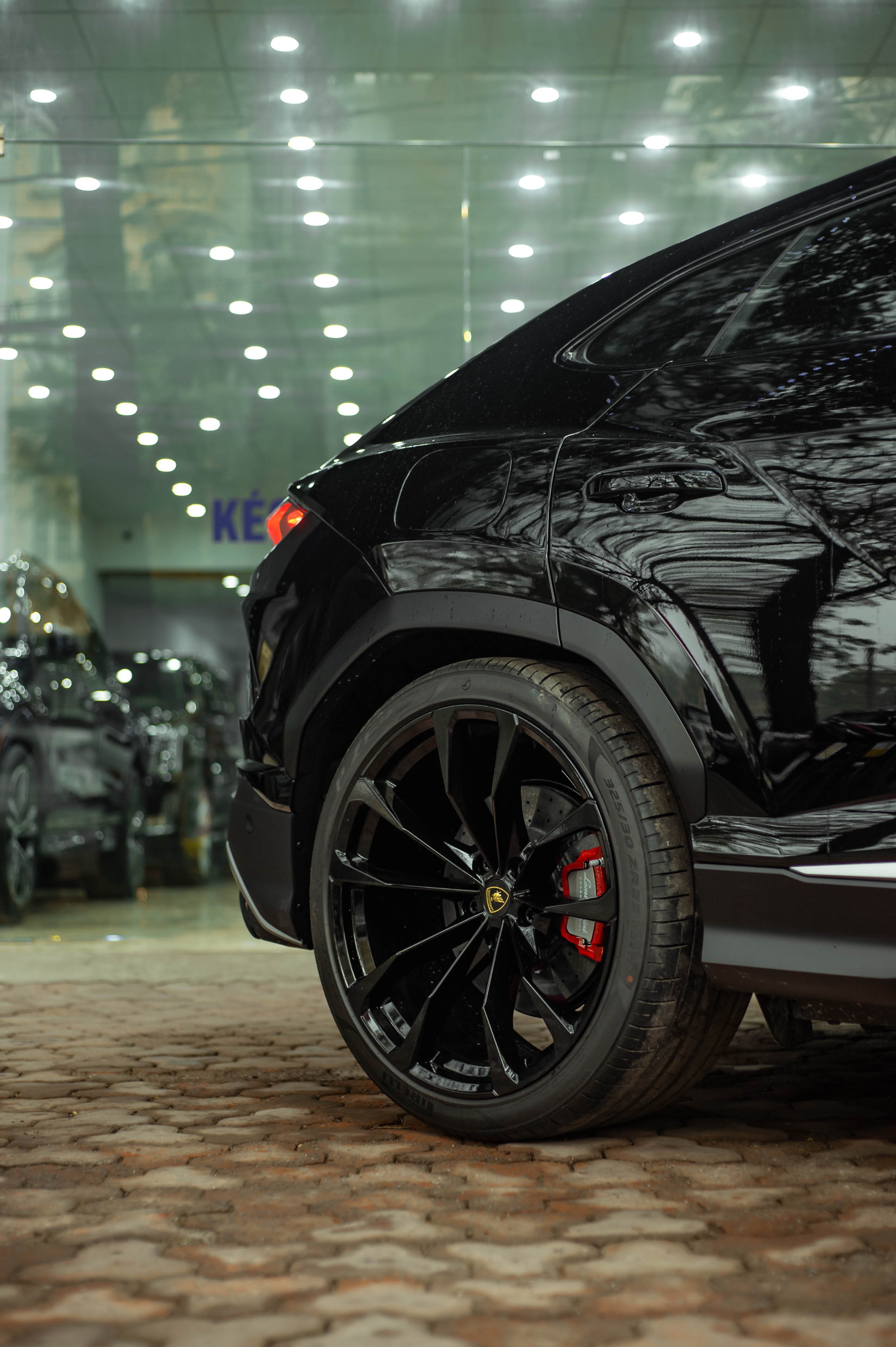 Chi tiet Lamborghini Urus thu 8 ve VN anh 8