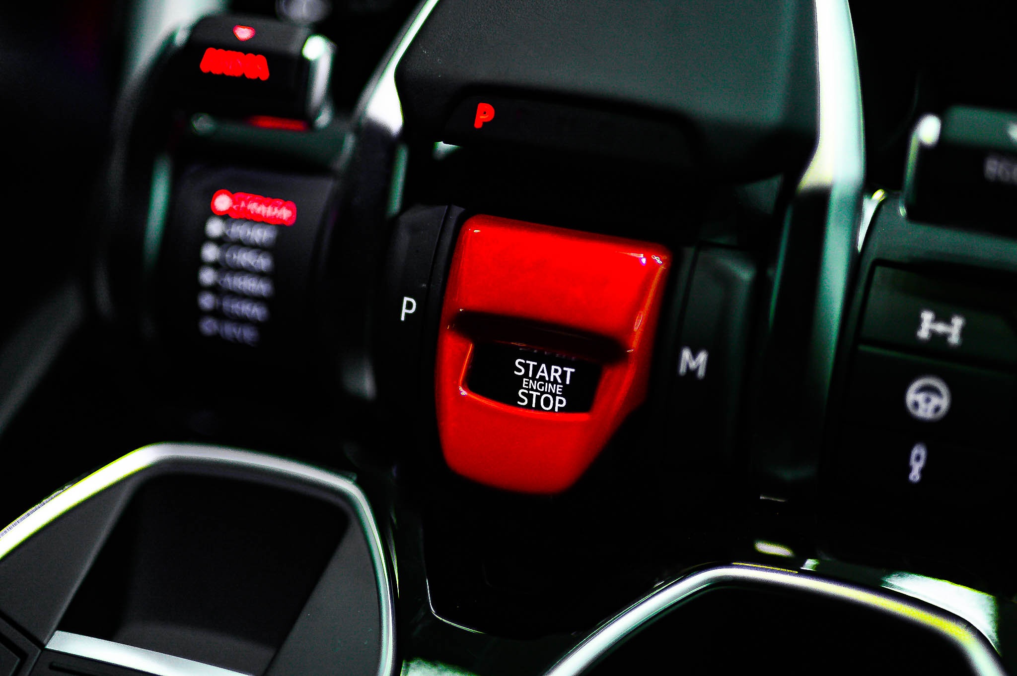 Chi tiet Lamborghini Urus thu 8 ve VN anh 39