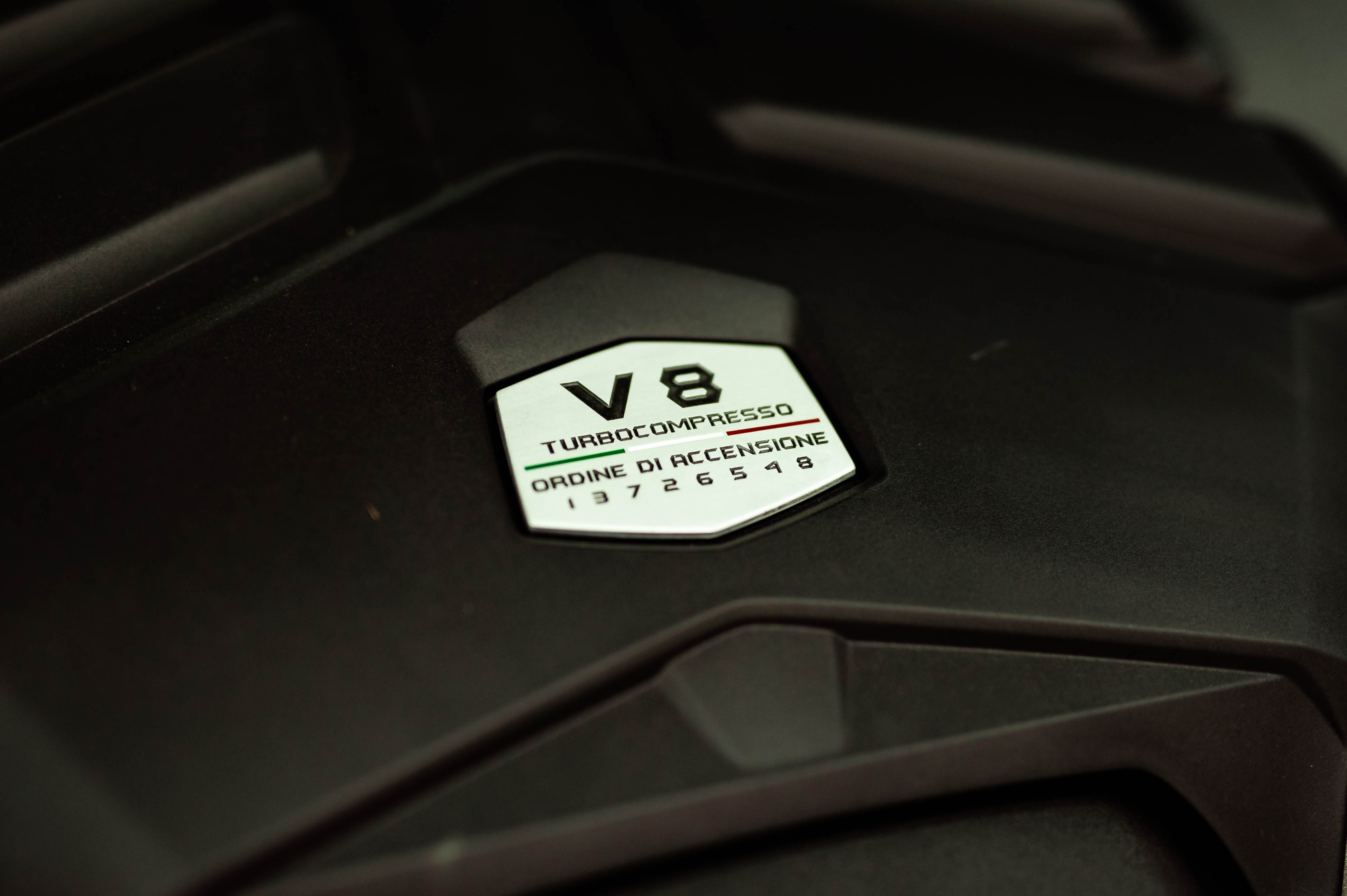 Chi tiet Lamborghini Urus thu 8 ve VN anh 47