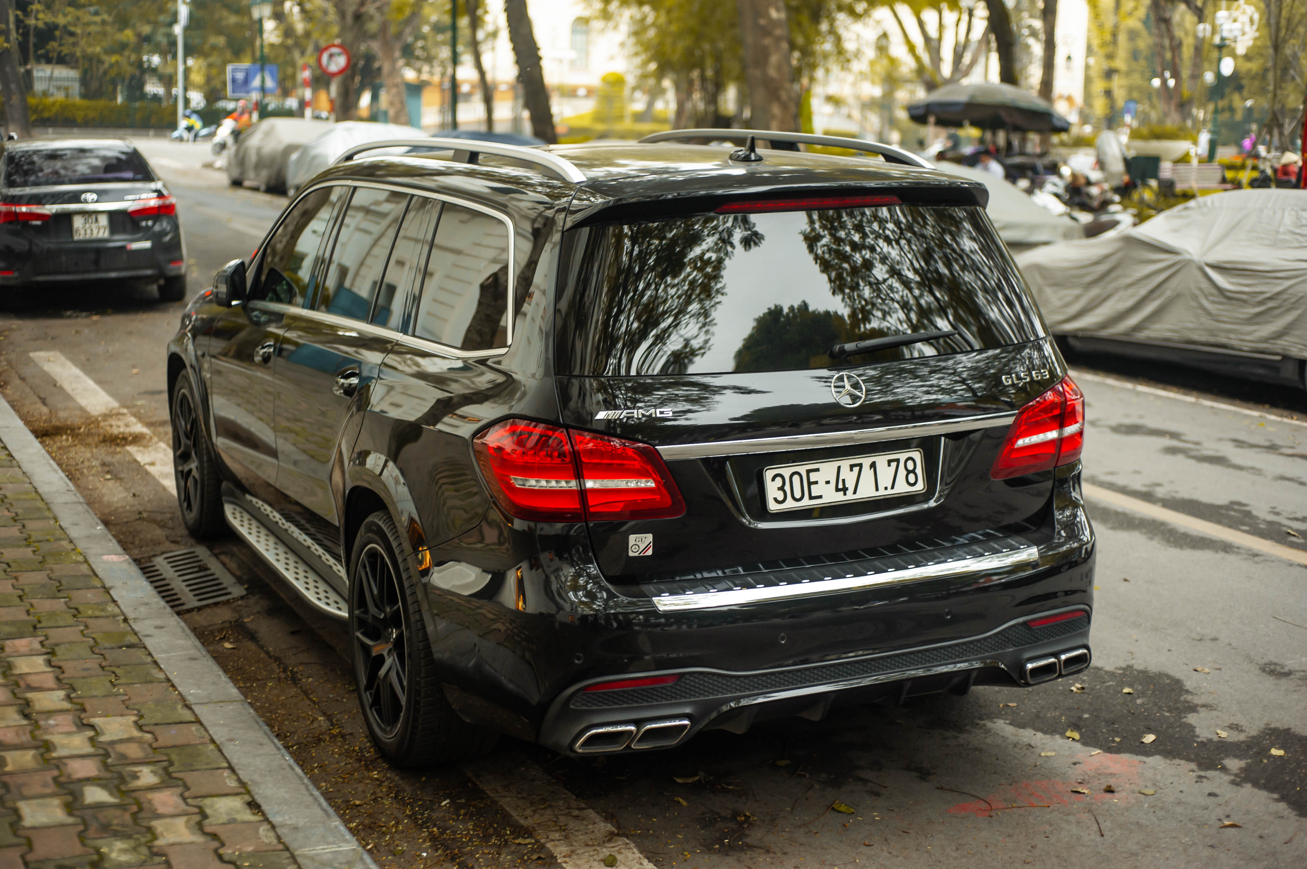 Ngam Mercedes-AMG GLS 63 4MATIC gia 12 ty tren pho HN anh 11