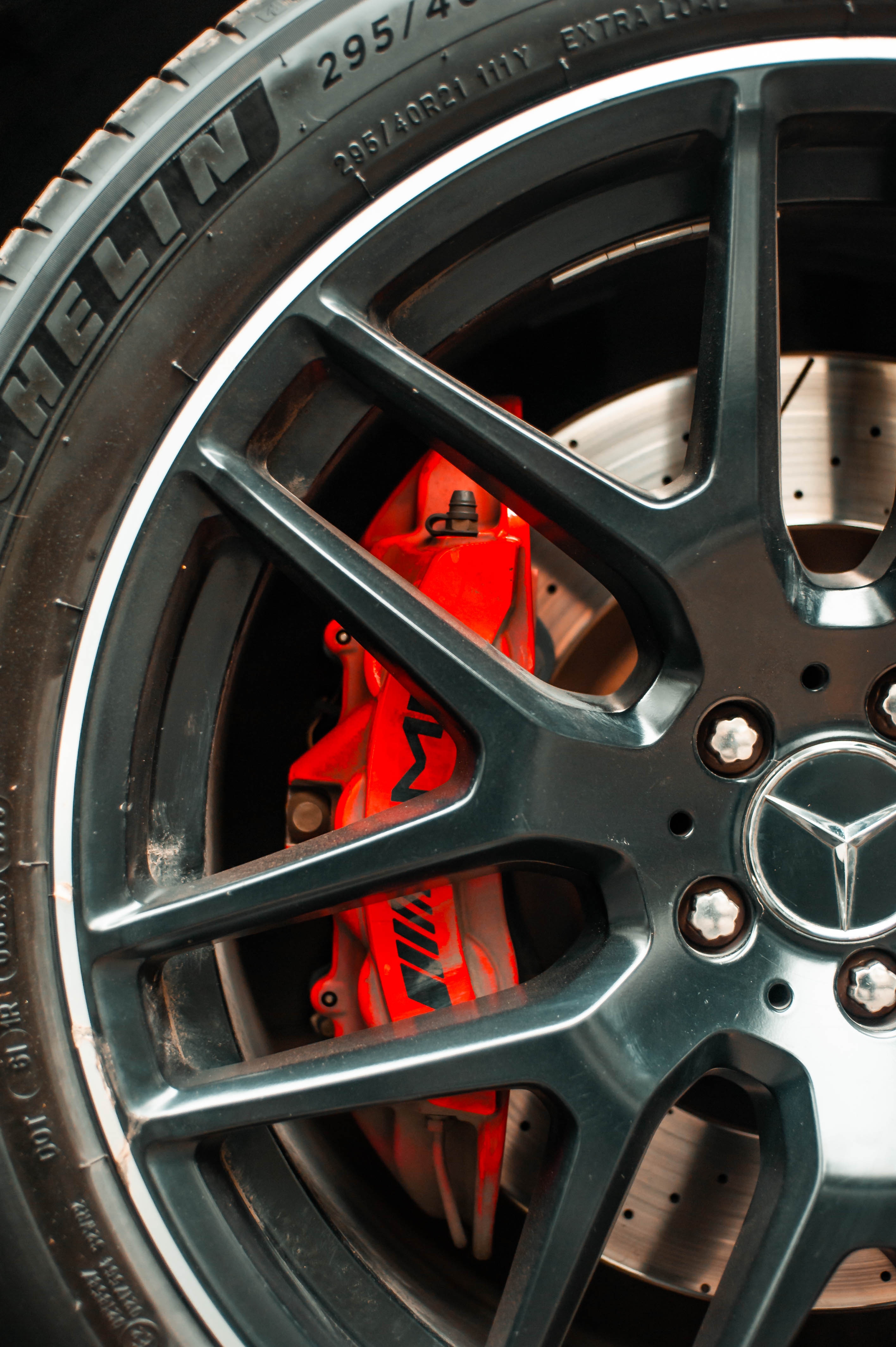 Ngắm Mercedes-AMG GLS 63 4MATIC giá 12 tỷ trên phố HN ảnh 6 Ngam Mercedes-AMG GLS 63 4MATIC gia 12 ty tren pho HN anh 6