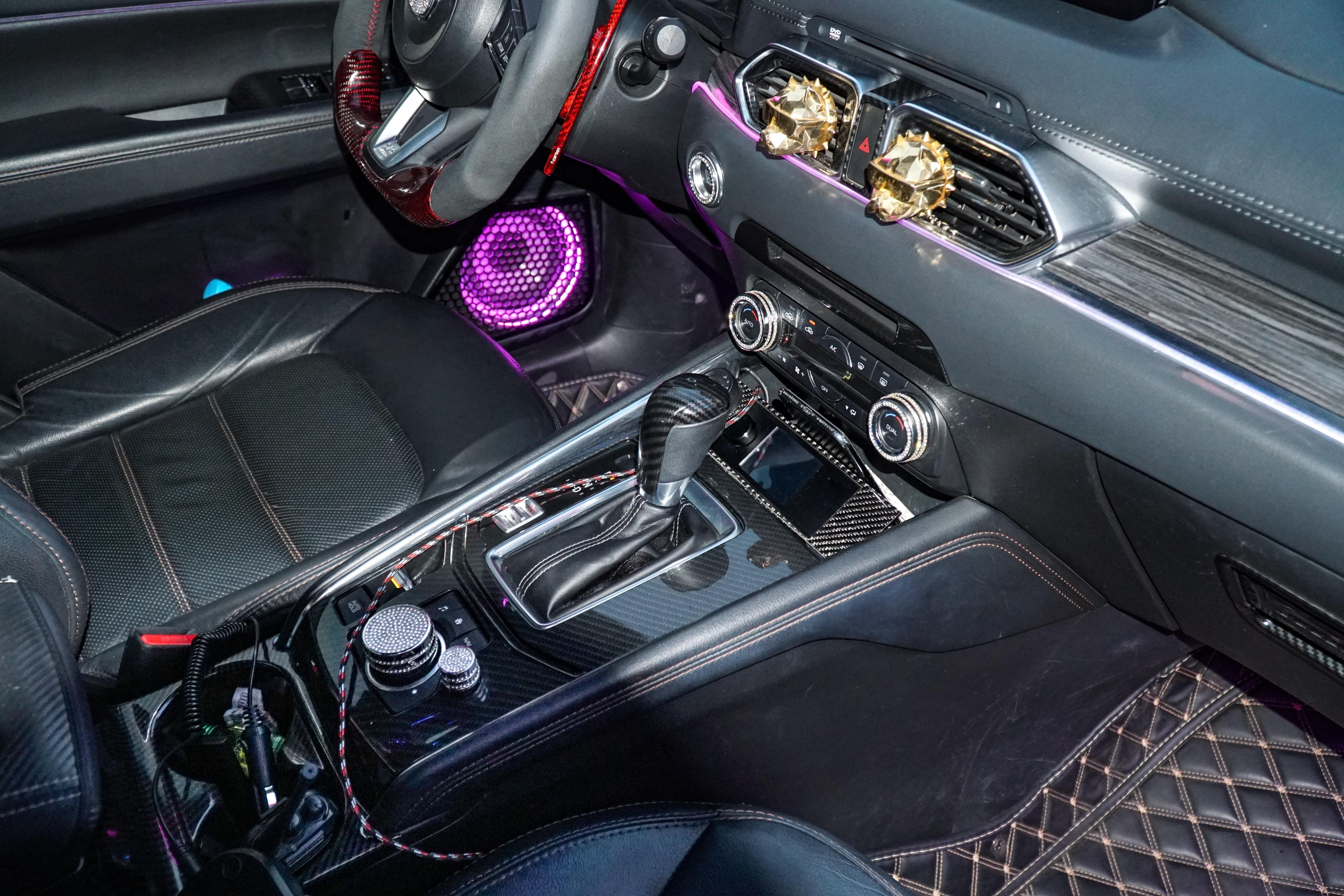 Mazda CX-5 do dan am thanh khung tai TP.HCM anh 26