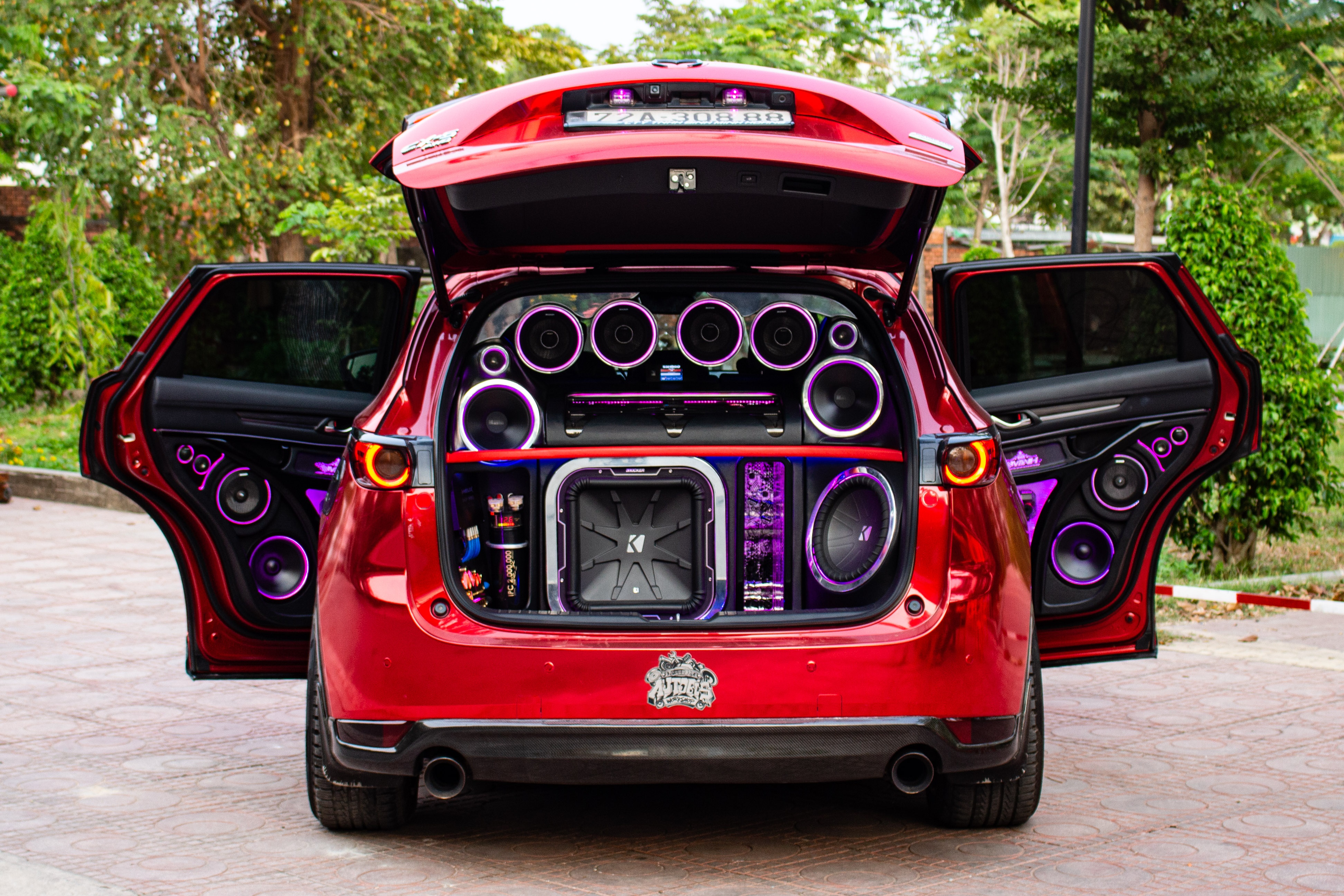 Mazda CX-5 do dan am thanh khung tai TP.HCM anh 1