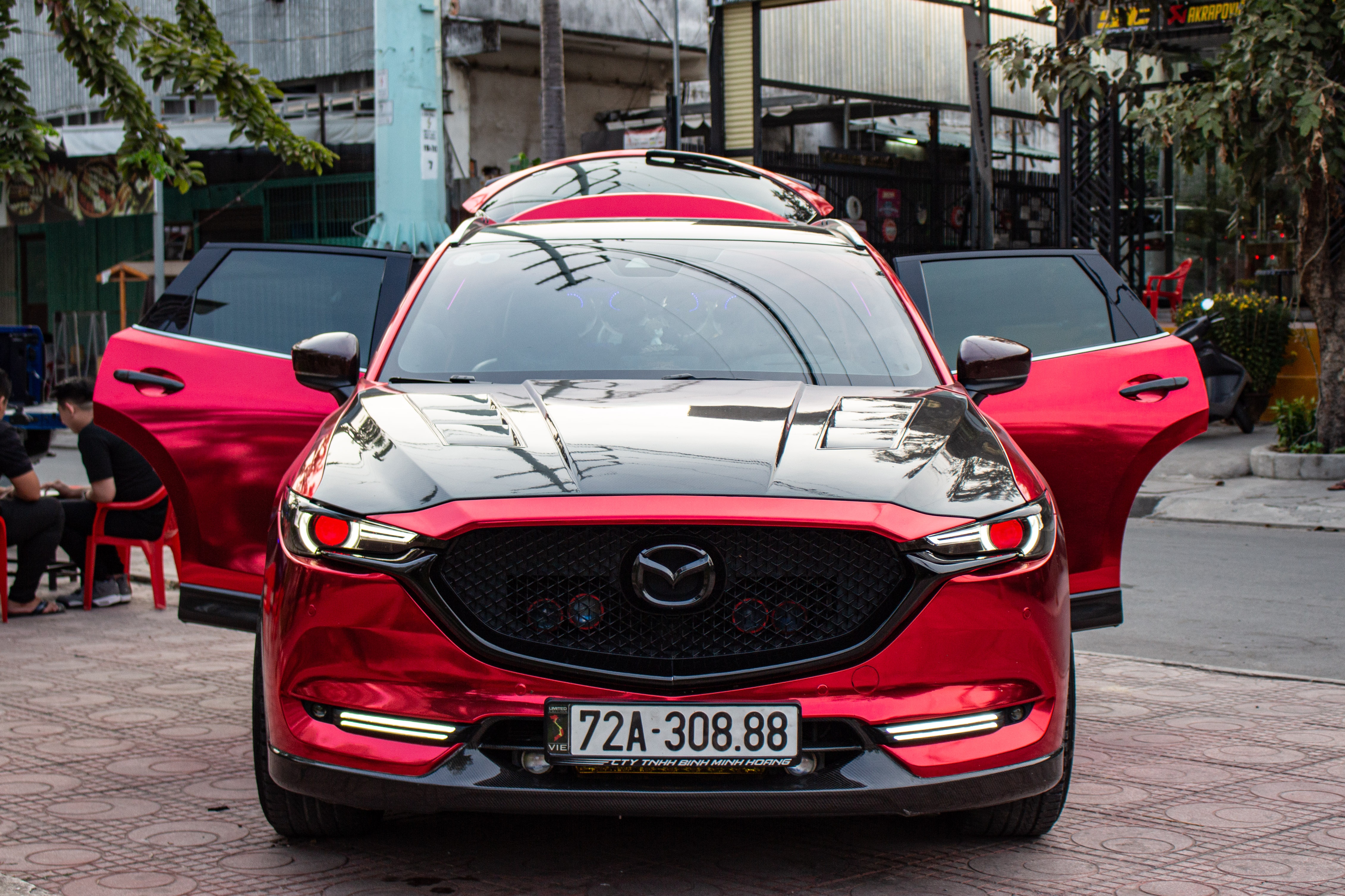 Mazda CX-5 do dan am thanh khung tai TP.HCM anh 2