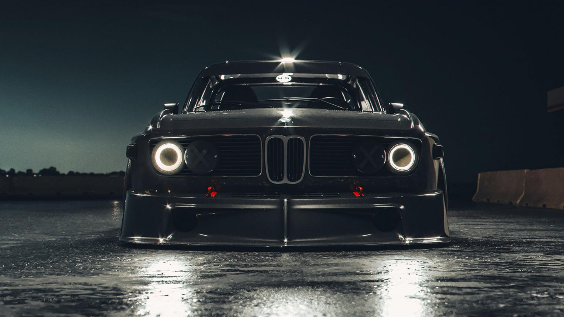 Bản độ BMW 3.0 CSL phong cách Batmobile ảnh 4 Ban do BMW 3.0 CSL phong cach Batmobile anh 4