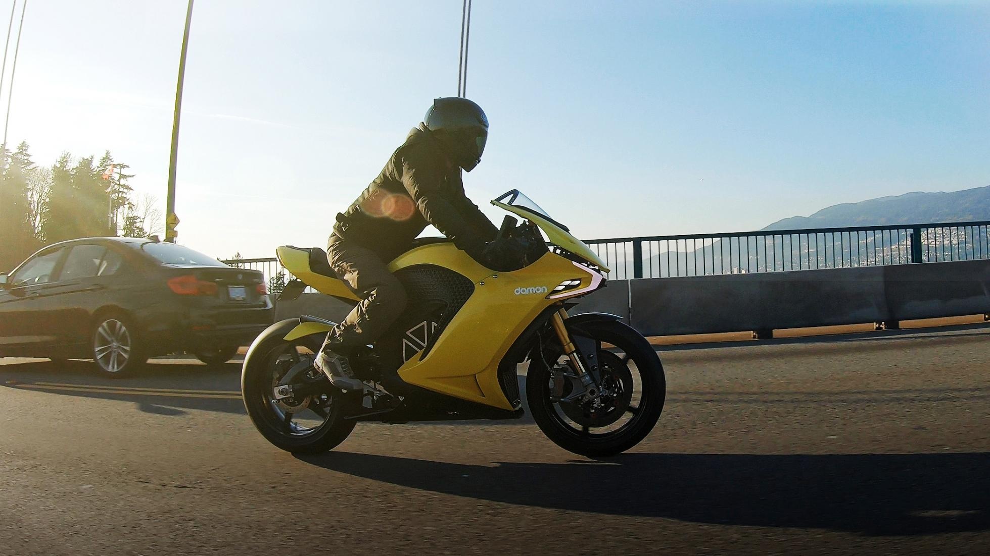 Damon Hypersport co them phien ban moi anh 10