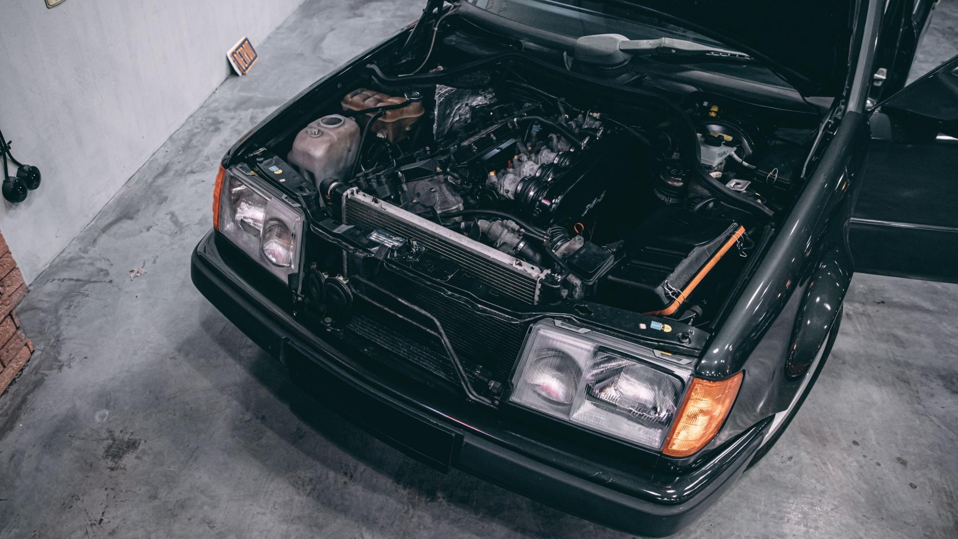 Bản độ Mercedes 300E với động cơ BMW ảnh 10 Ban do Mercedes 300E voi dong co BMW anh 10