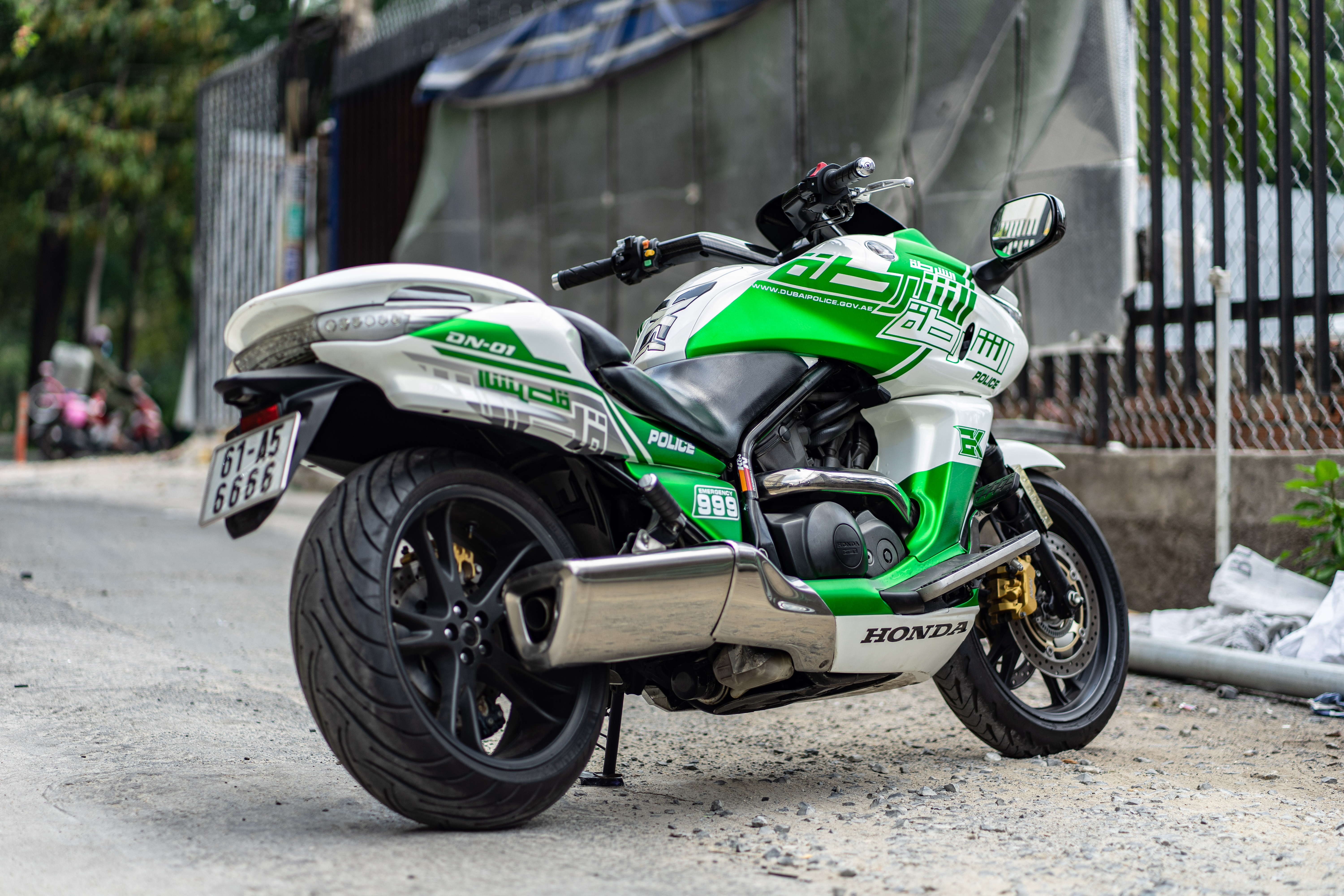 Honda DN-01 phong cách cảnh sát Dubai ảnh 7 Honda DN-01 phong cach canh sat Dubai anh 7