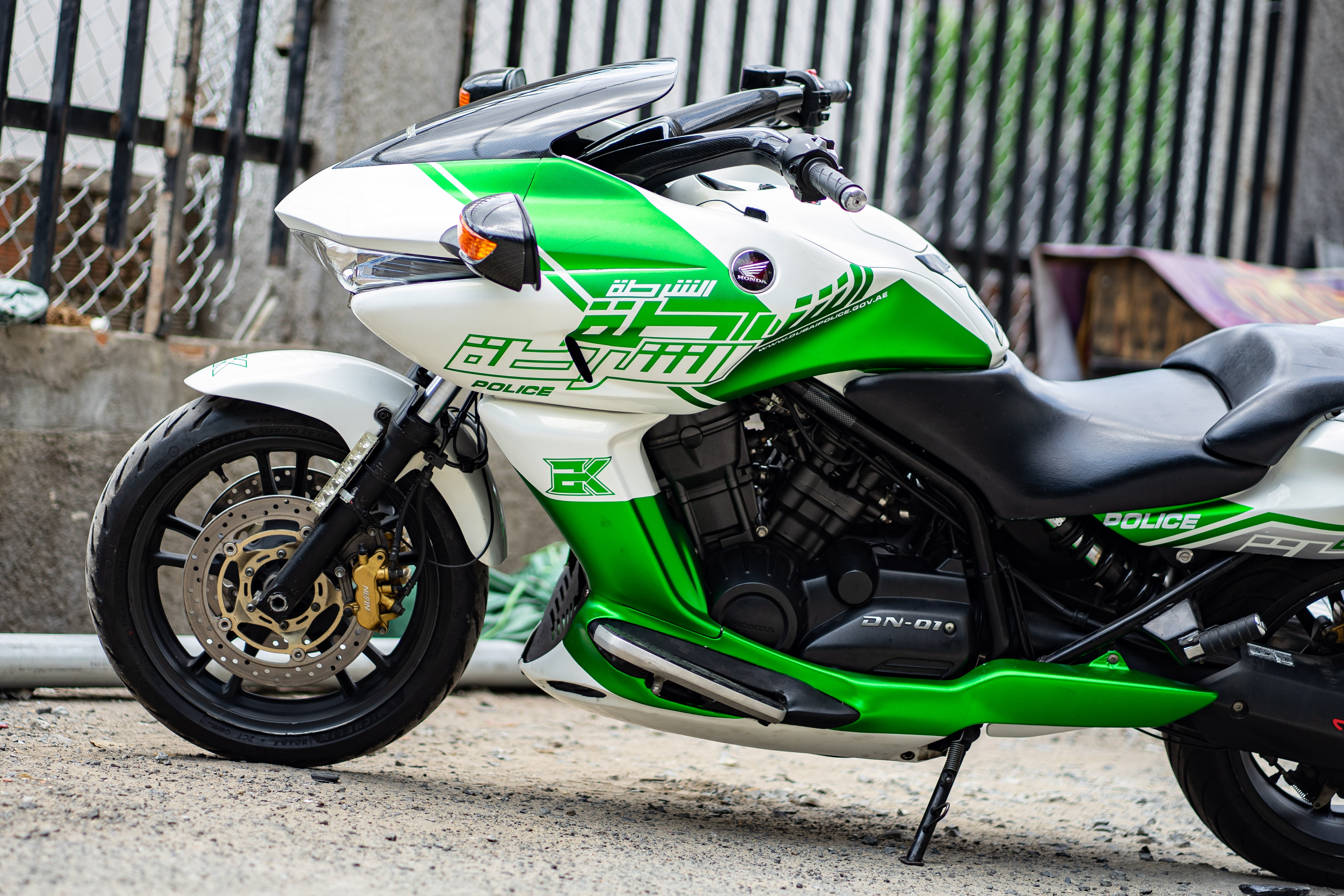 Honda DN-01 phong cách cảnh sát Dubai ảnh 3 Honda DN-01 phong cach canh sat Dubai anh 3