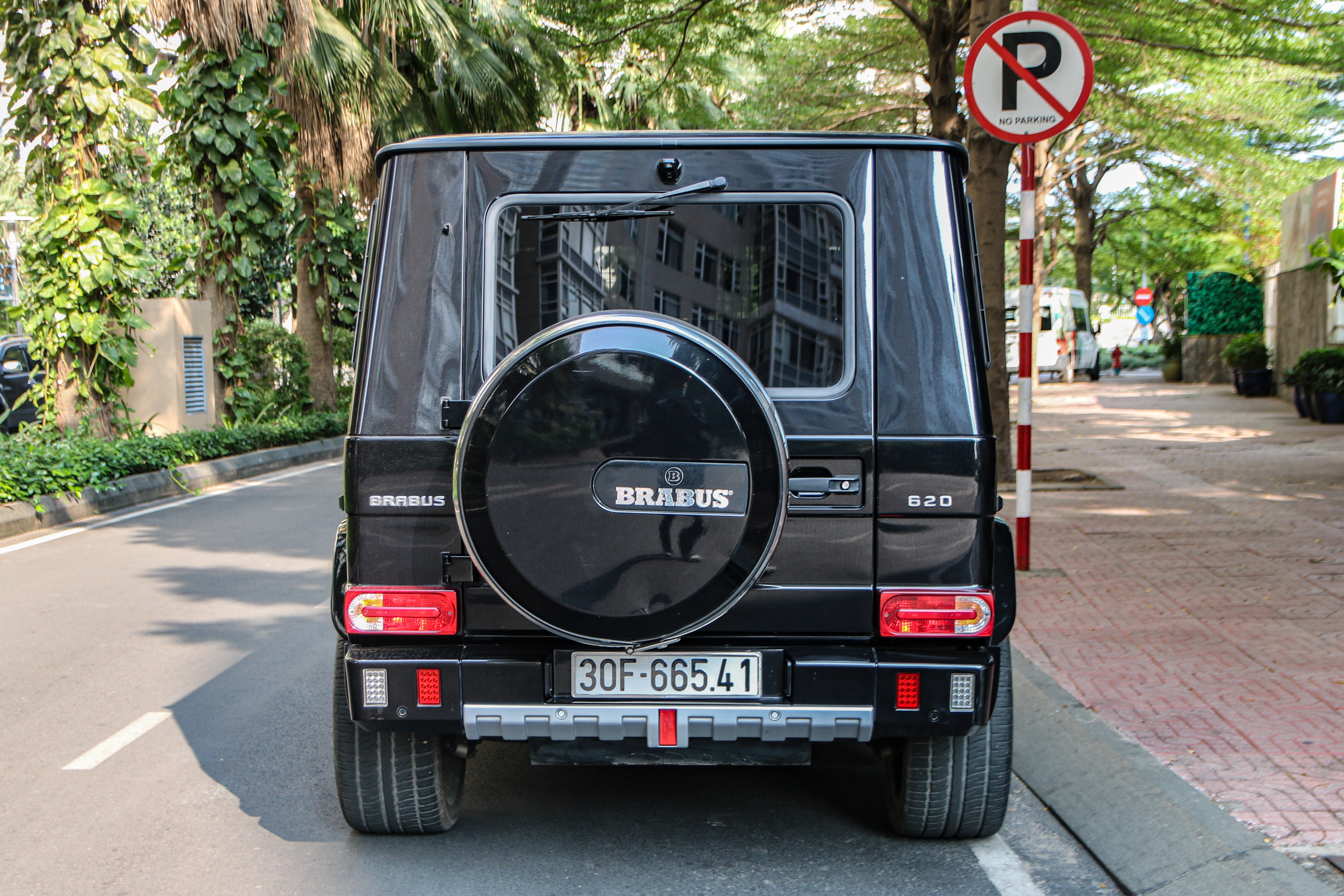 Cận cảnh Brabus B63-620 tại TP.HCM ảnh 12 Can canh Brabus B63-620 tai TP.HCM anh 12