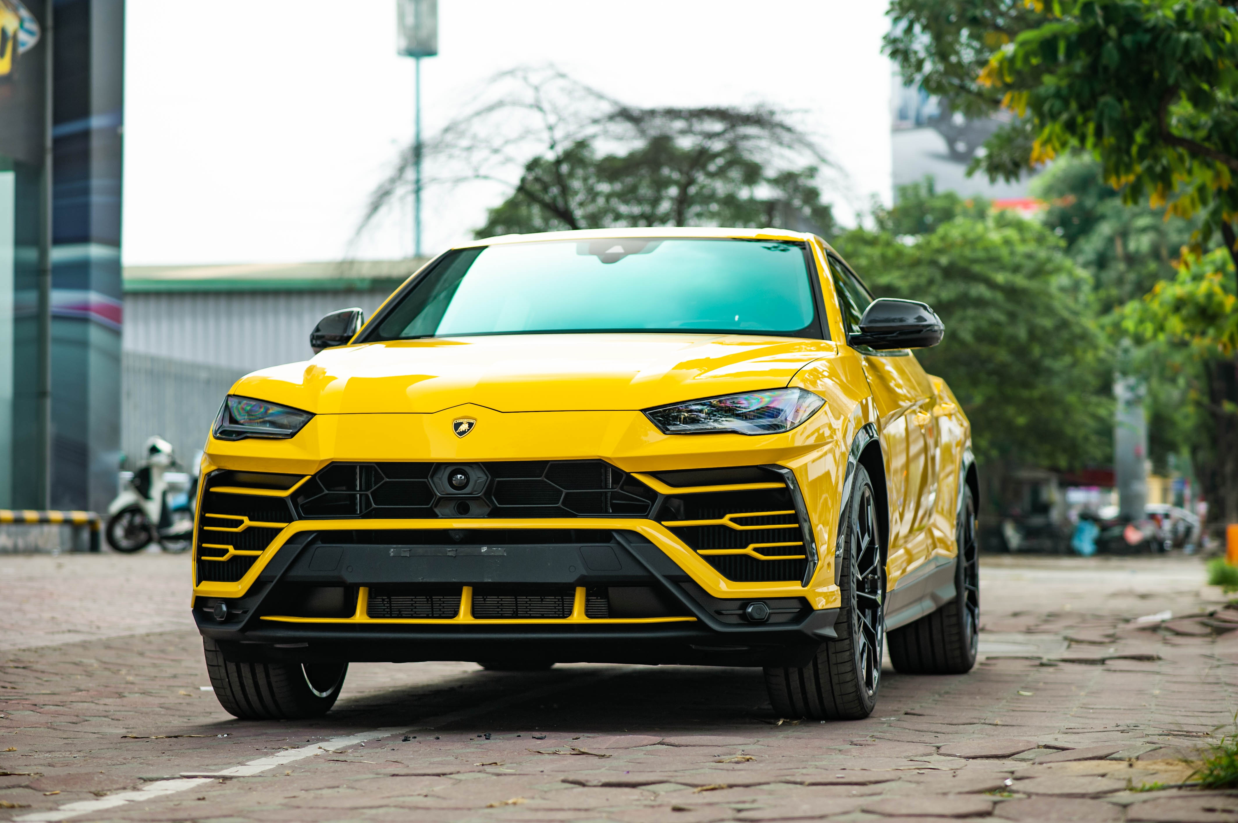 Lamborghini Urus 4 cho ve VN anh 1