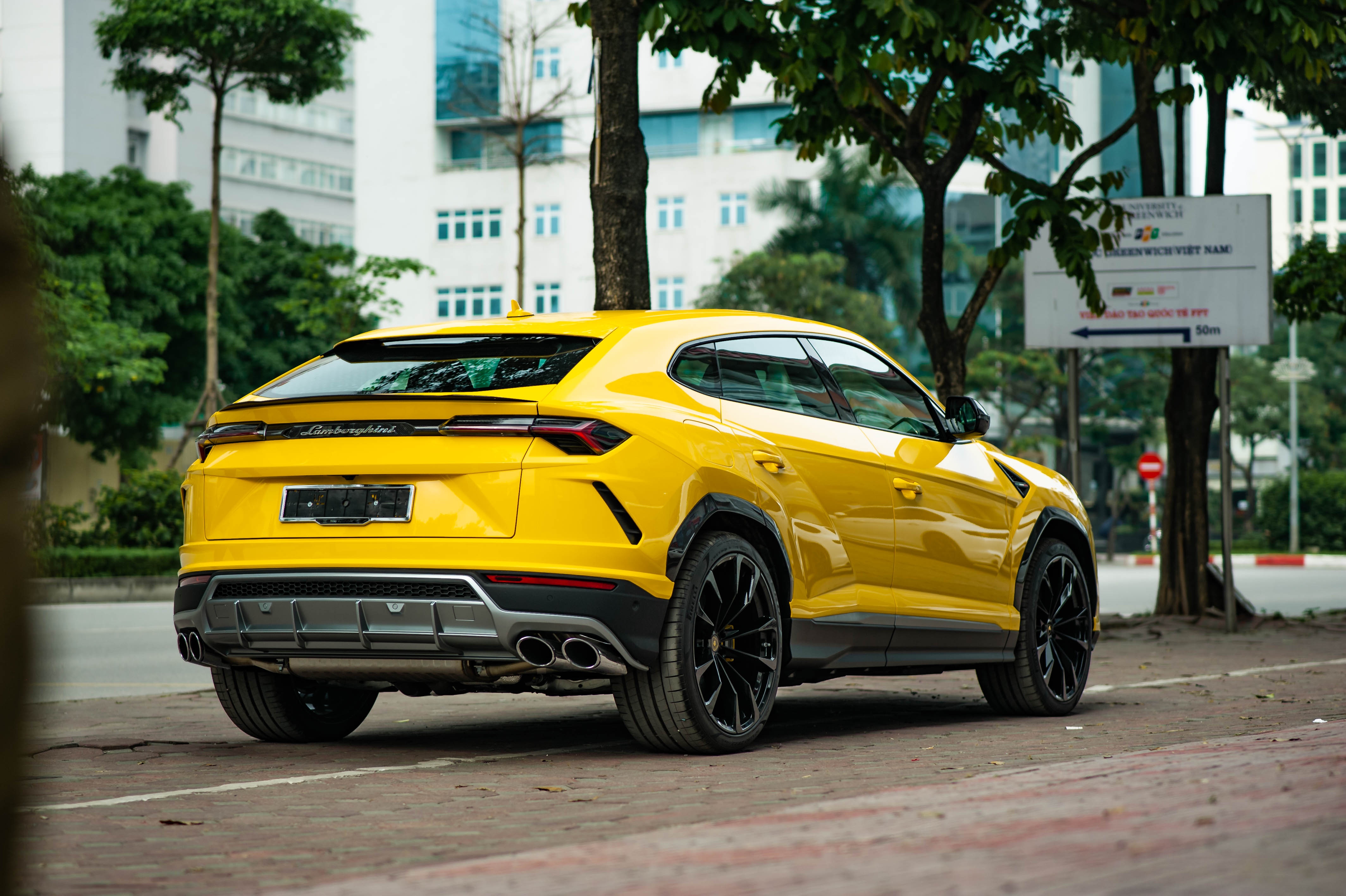 Lamborghini Urus 4 cho ve VN anh 9