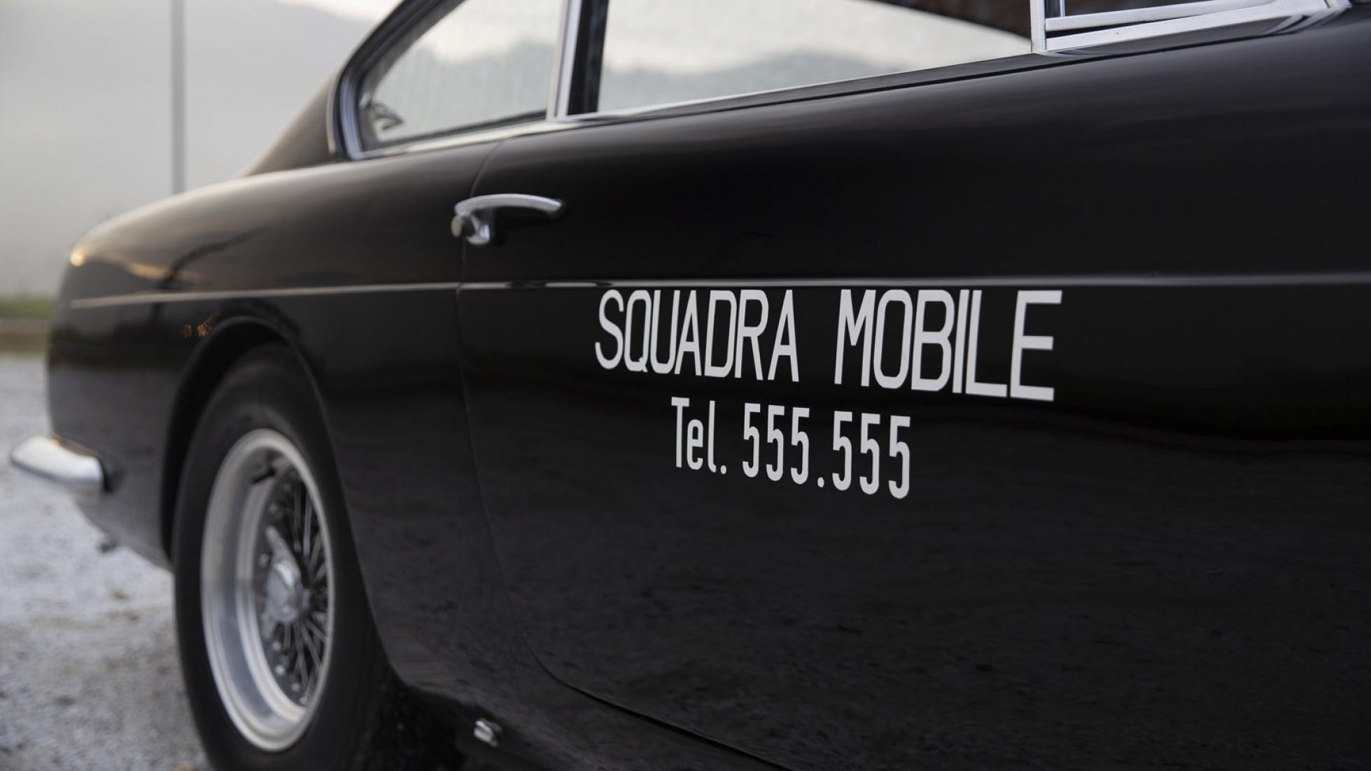 Sieu xe cua canh sat Italy duoc dau gia anh 10