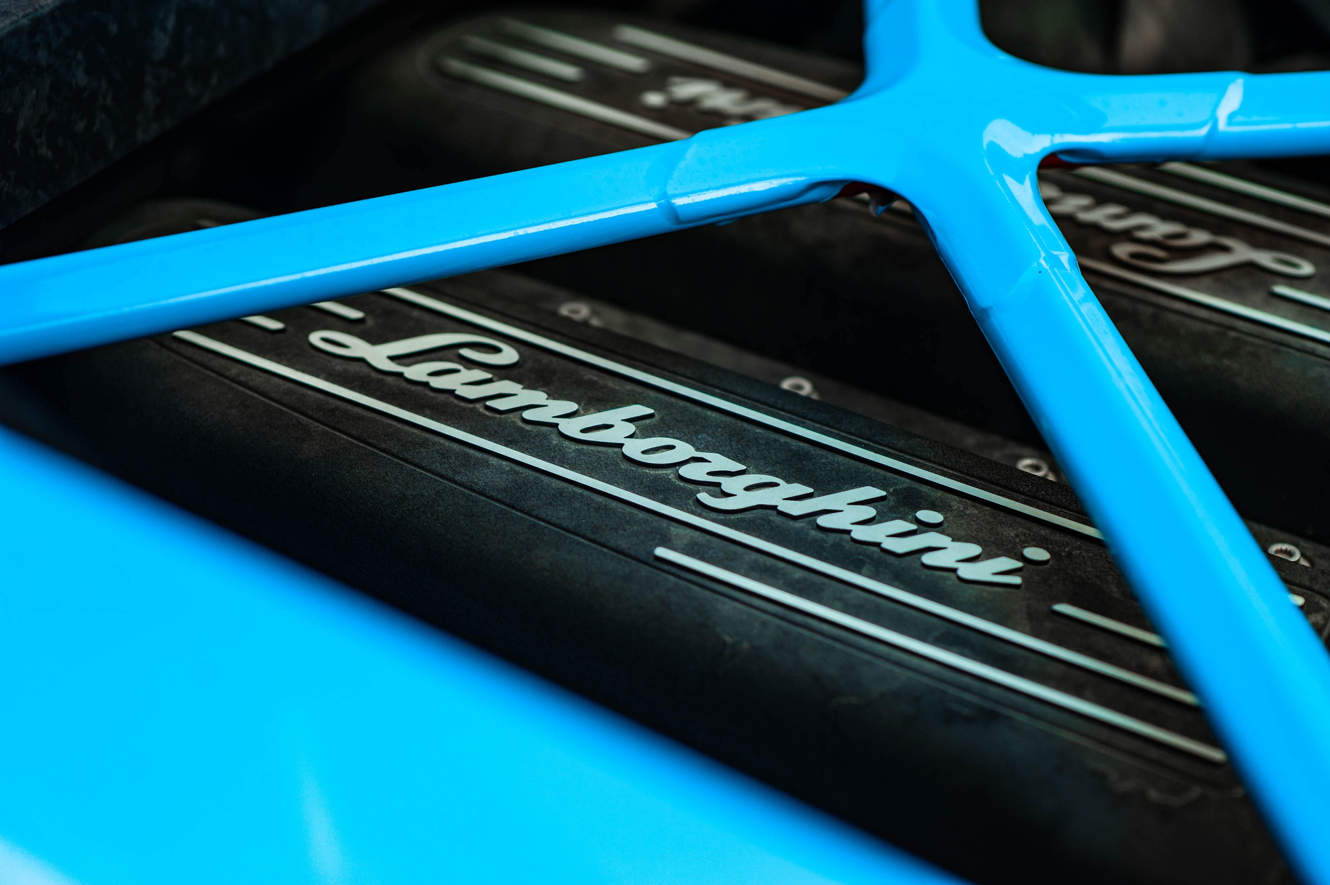 Lamborghini Huracan mot cau thay doi ngoai hinh anh 12