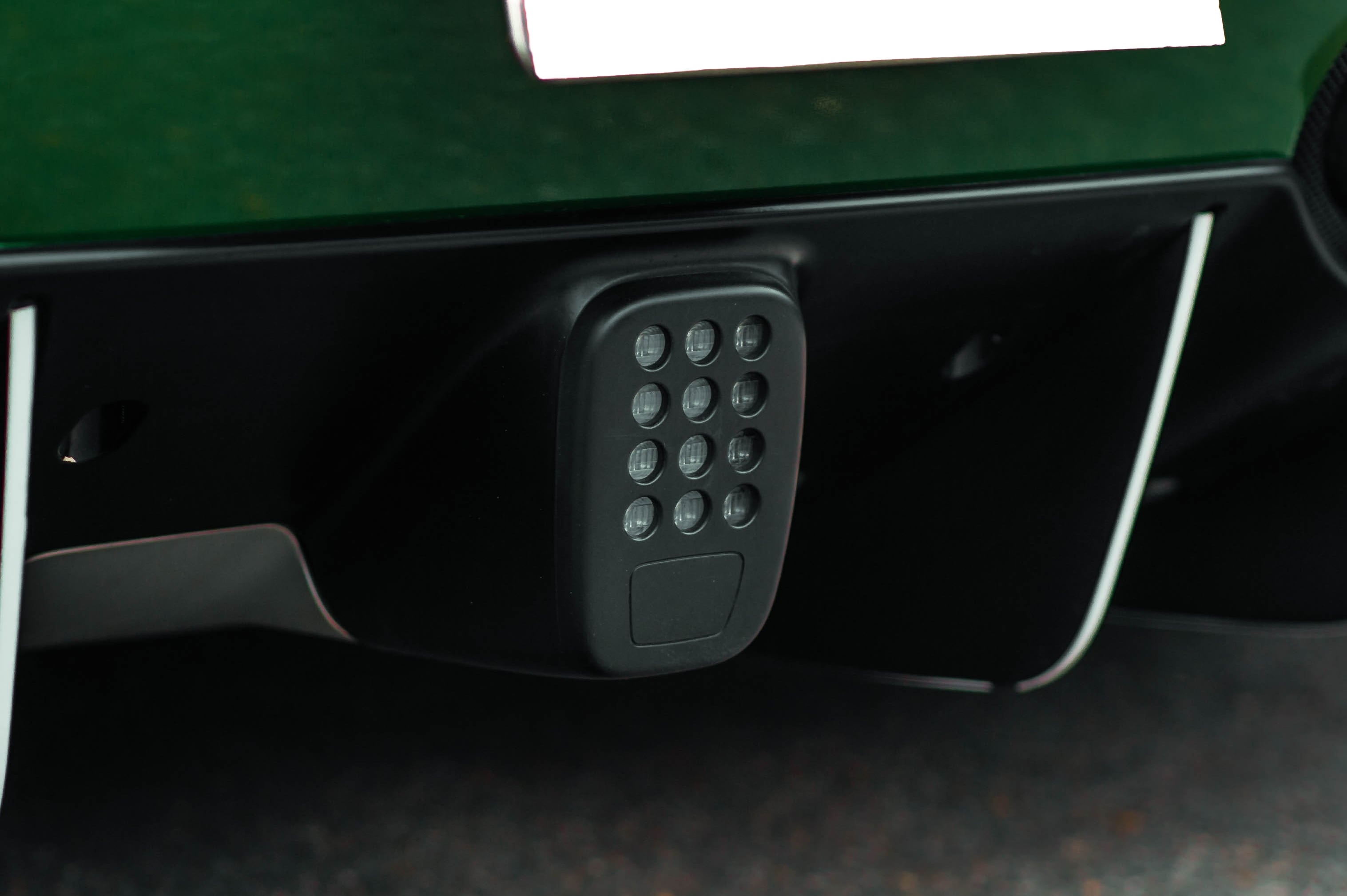 Ferrari 488 Spider dau tien VN thay doi ngoai hinh anh 43