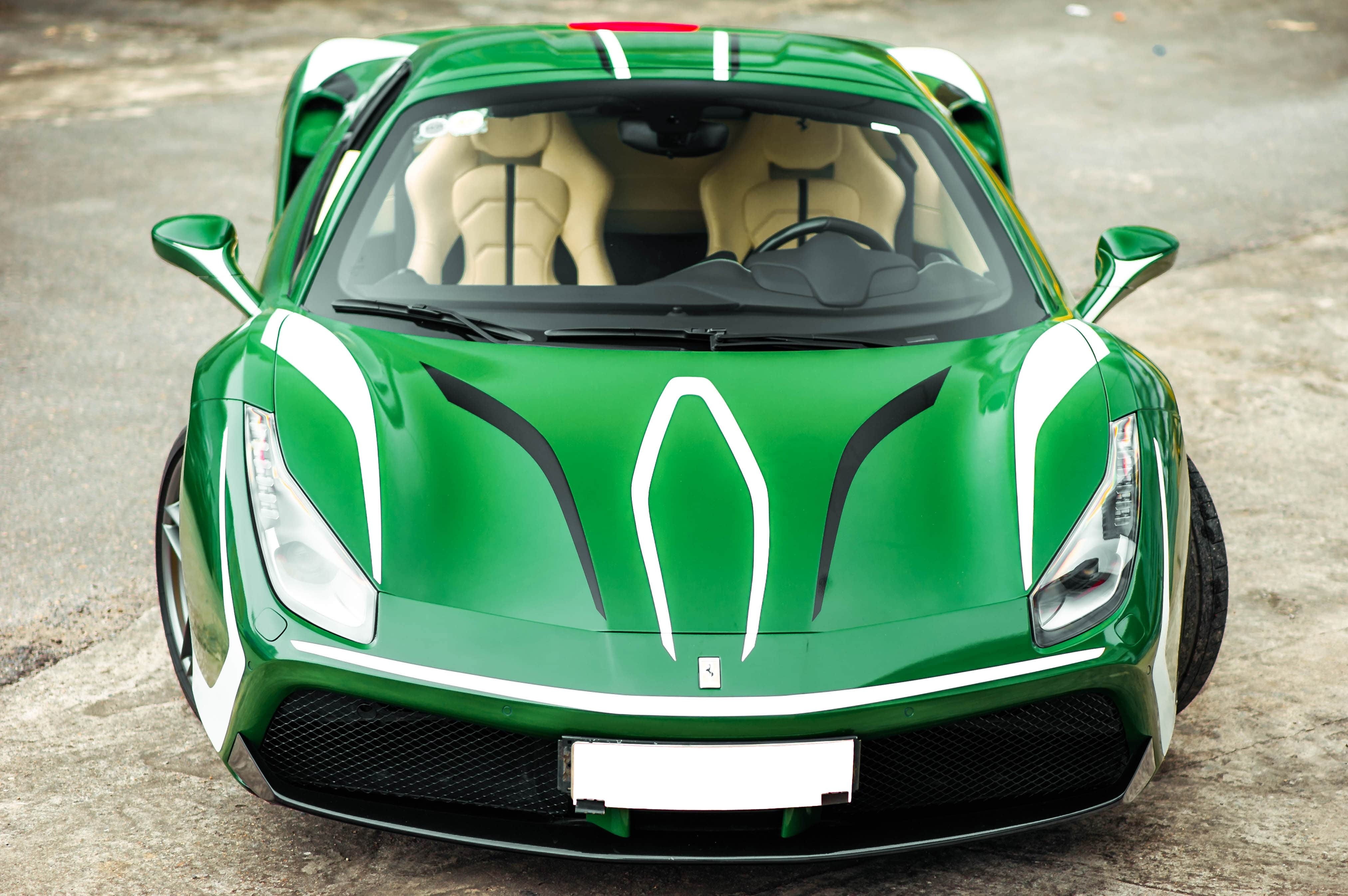 Ferrari 488 Spider dau tien VN thay doi ngoai hinh anh 23