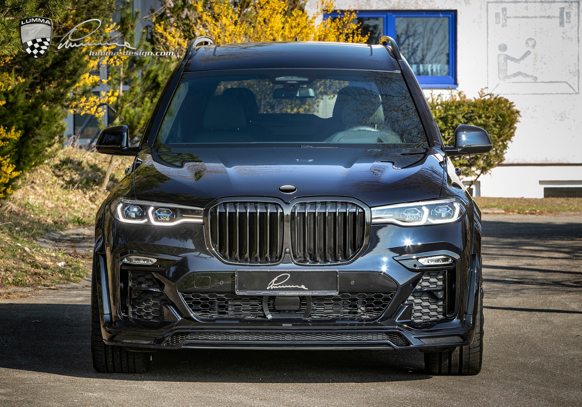 BMW X7 co bap hon voi goi do than rong anh 4