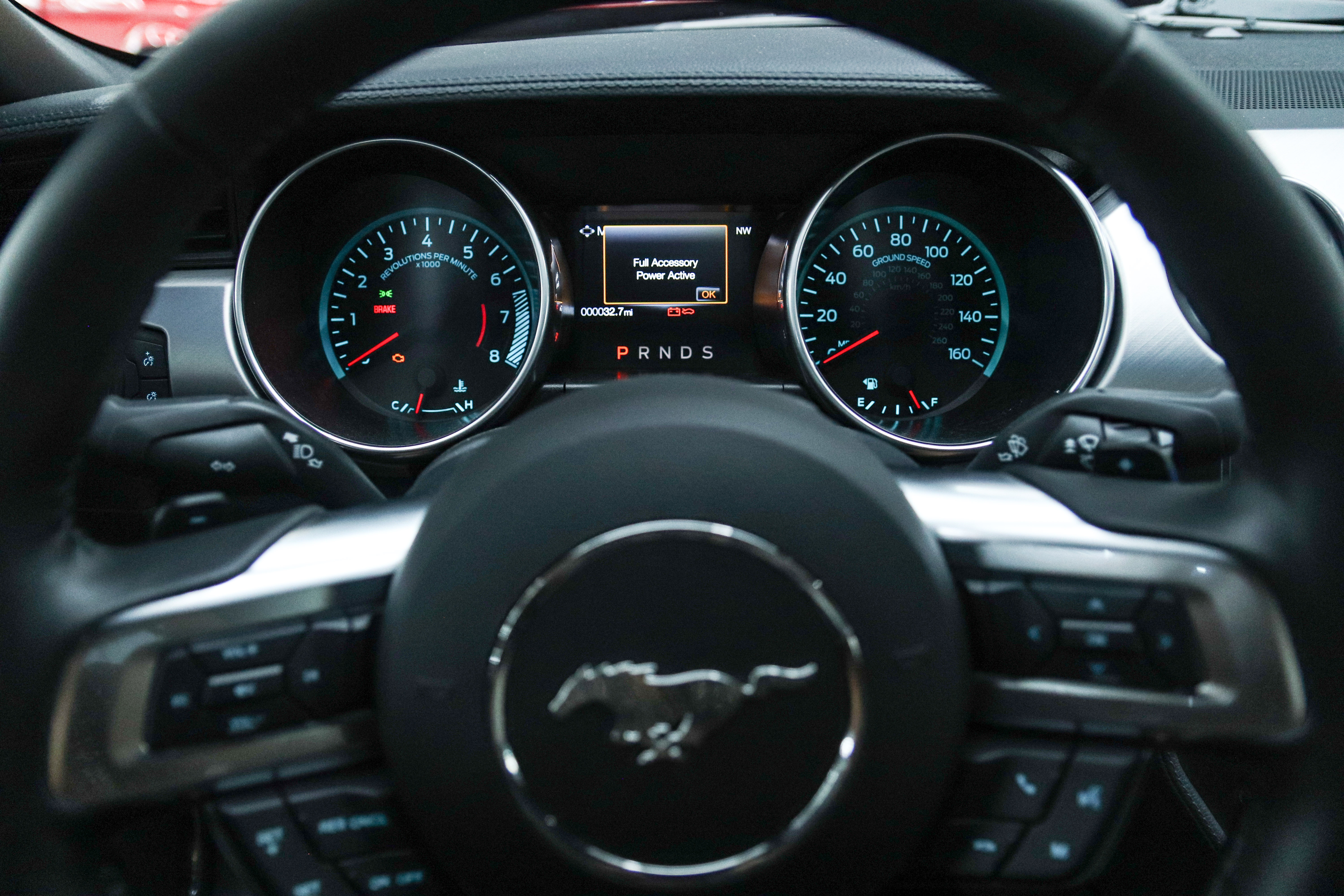 Ford Mustang 55th Edition gia hon 3 ty o VN anh 29