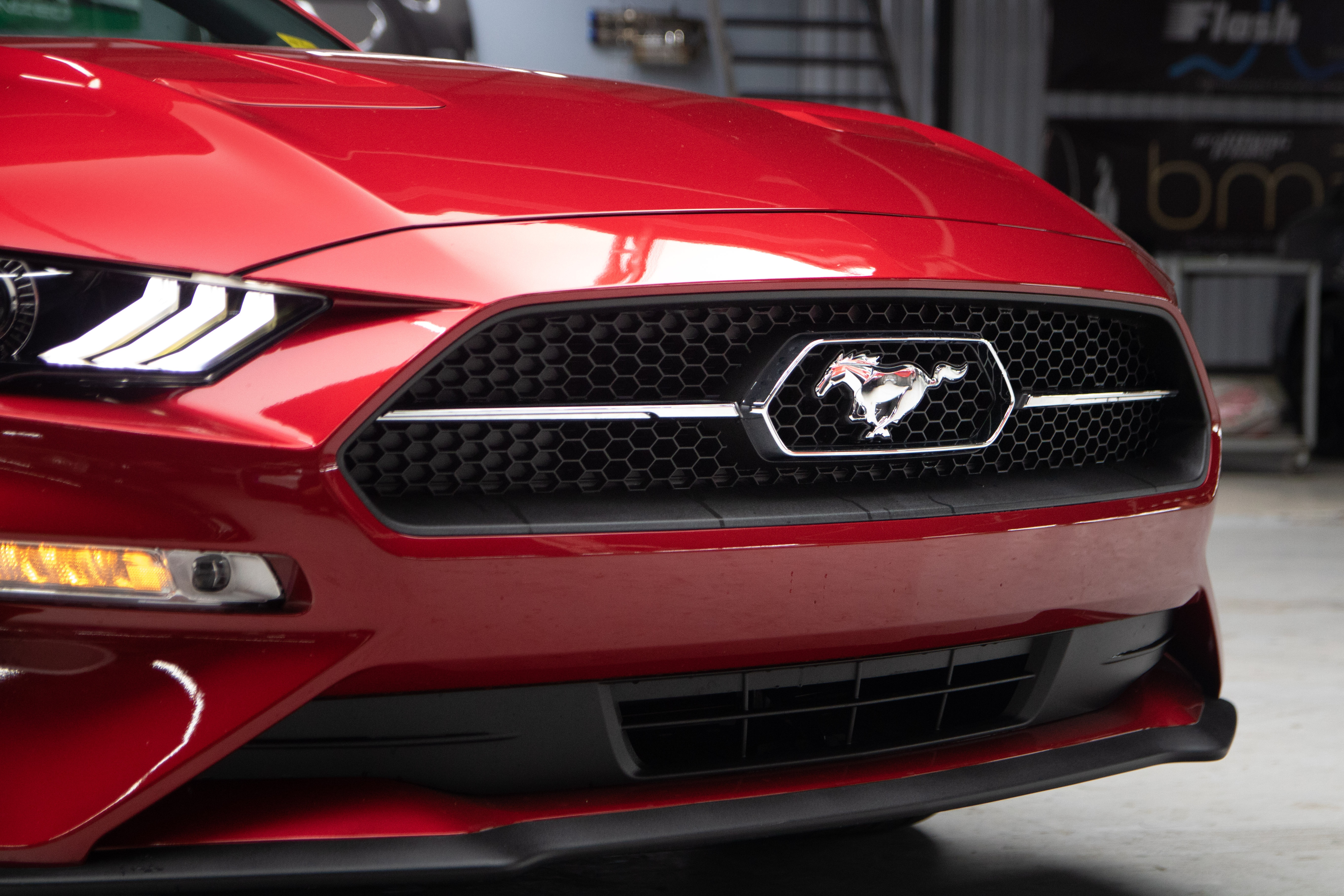 Ford Mustang 55th Edition gia hon 3 ty o VN anh 44