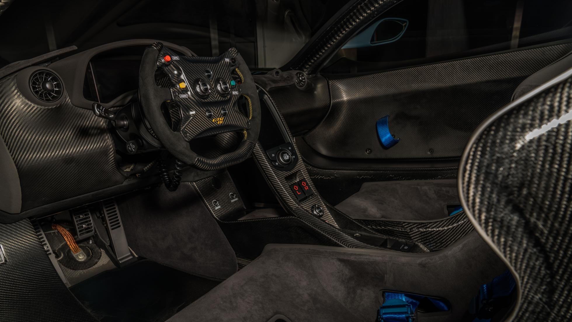 Ngam sieu xe McLaren P1 GTR-18 anh 9