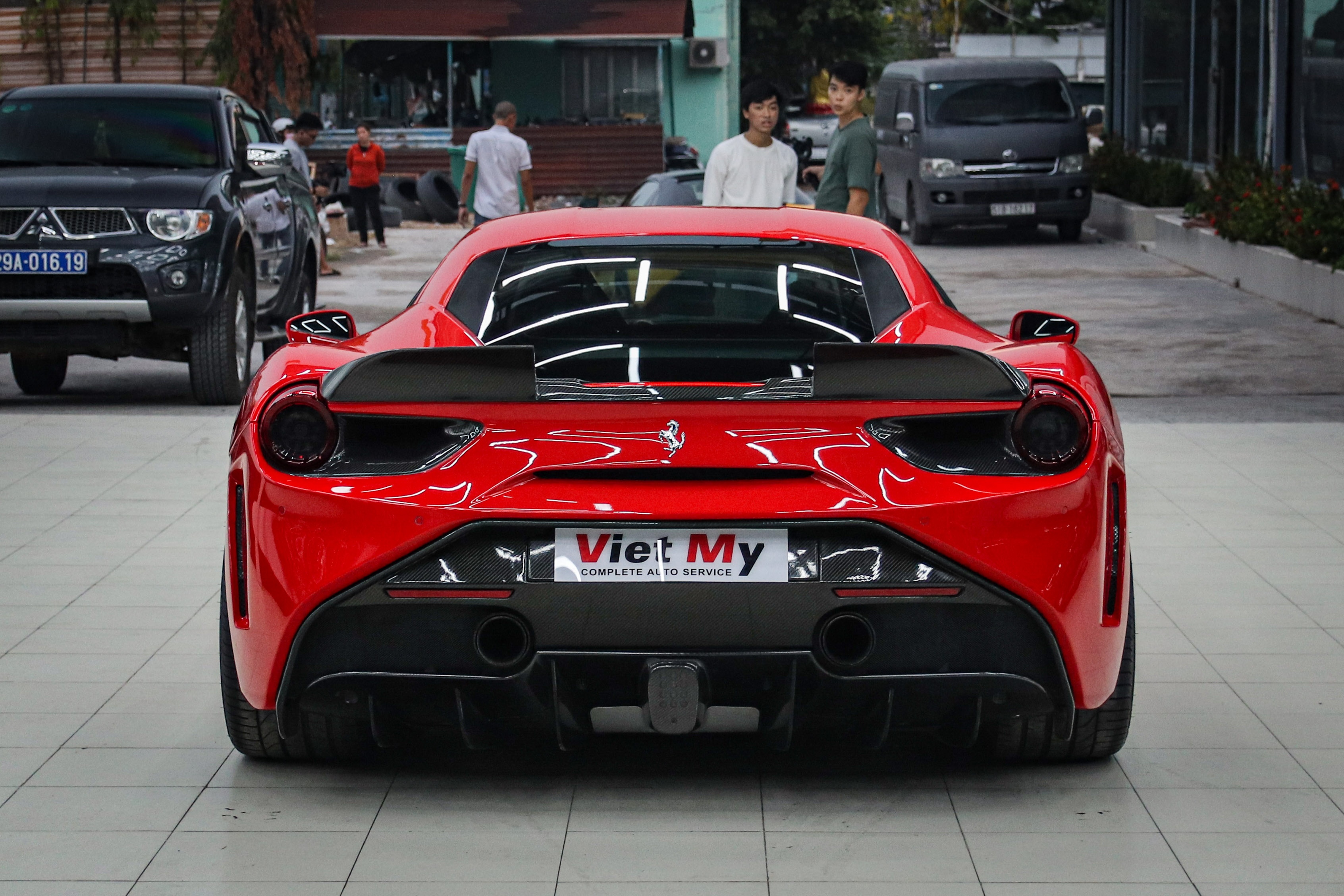 Ferrari 488 GTB SVR doc nhat VN duoc nang cong suat anh 29