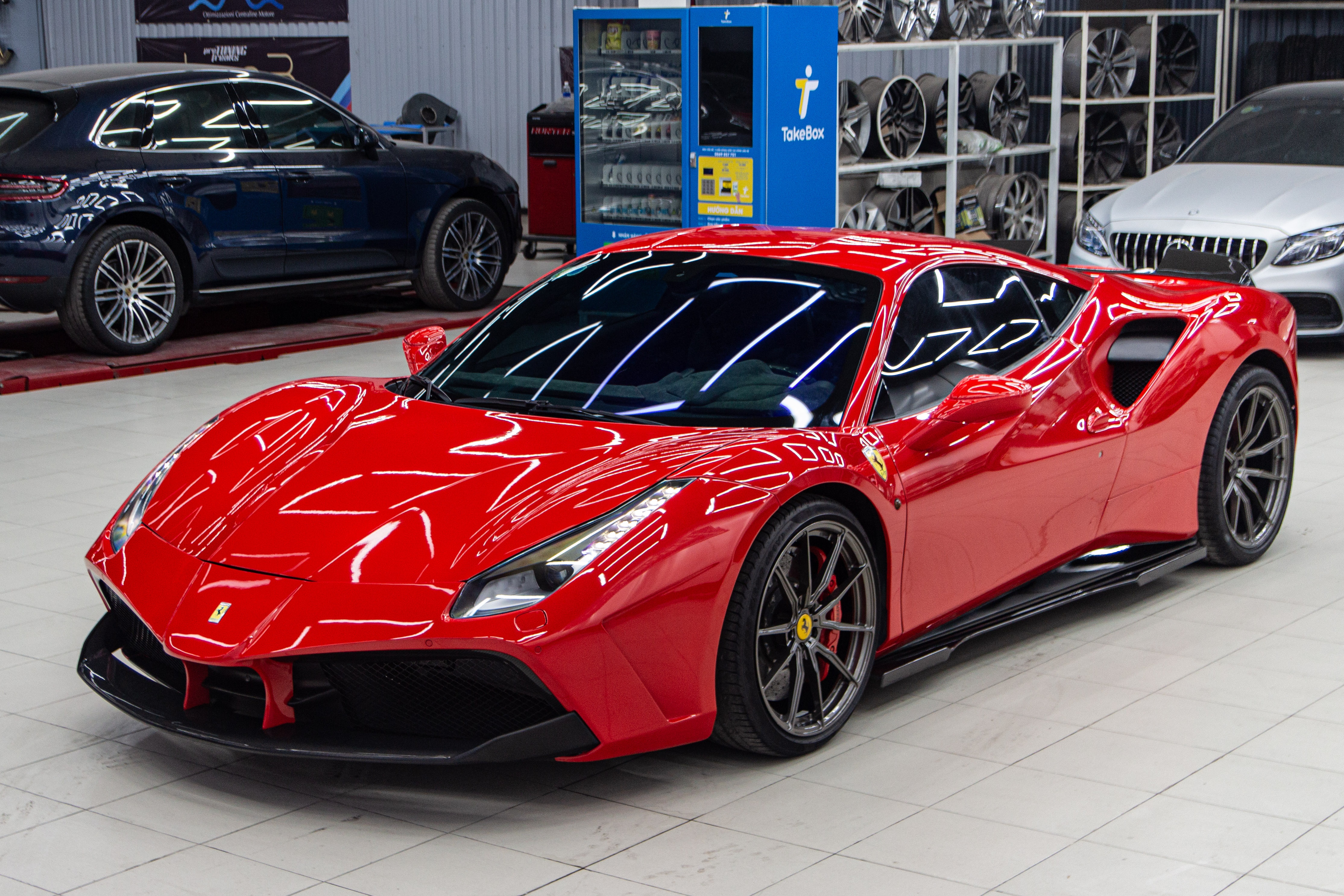 Ferrari 488 GTB SVR doc nhat VN duoc nang cong suat anh 1